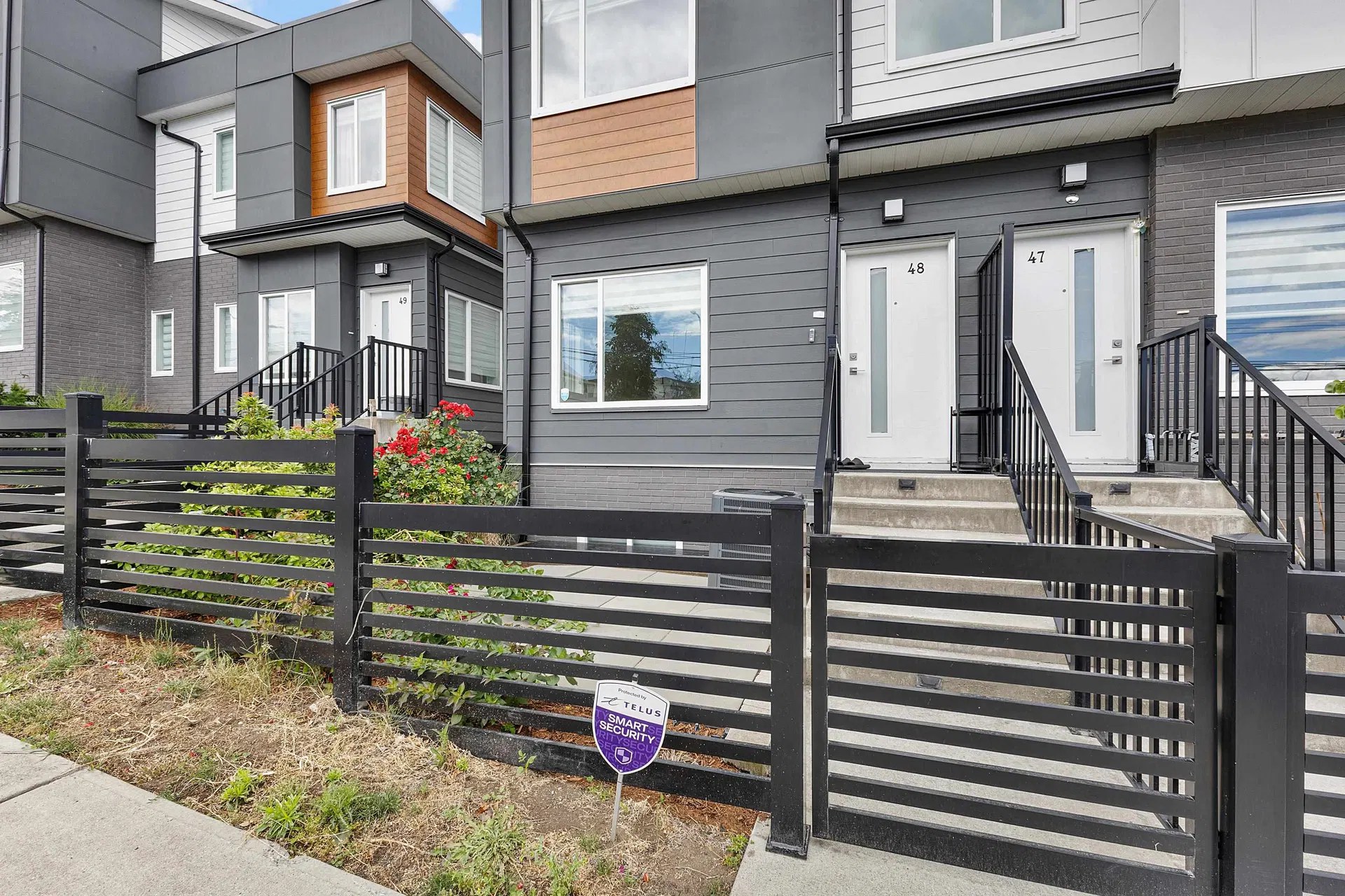 Photo 4 of 33 at #48 – 9652 162a Street