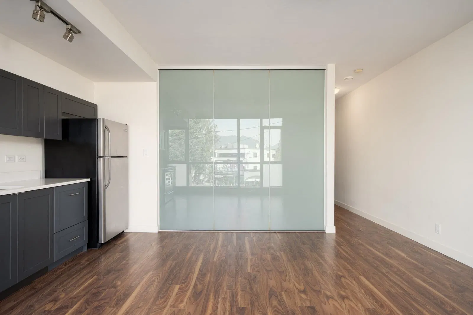 Photo 5 of 15 at #213 – 2511 Quebec Street