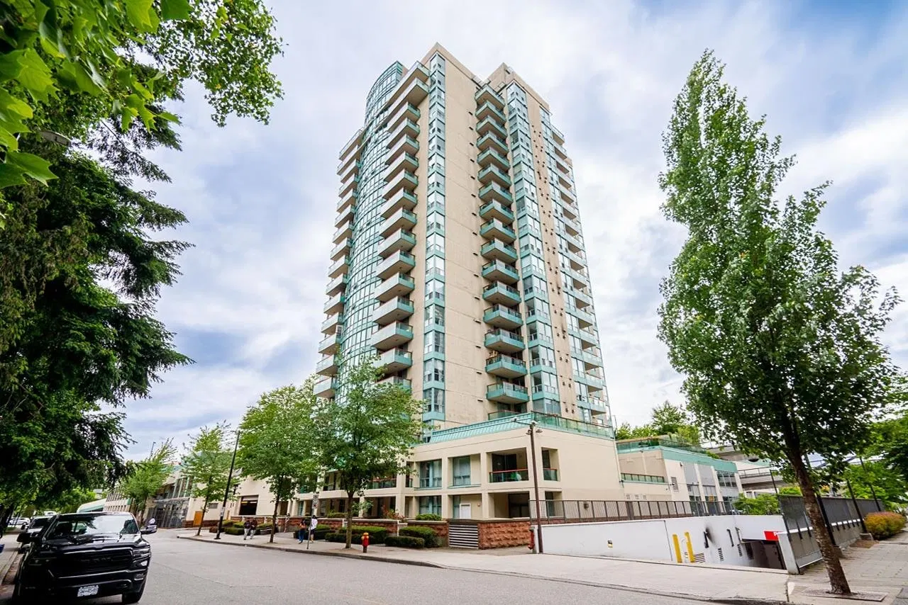Photo 1 of 27 at #1705 – 1148 Heffley Crescent