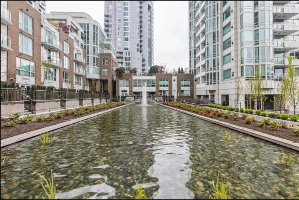Photo 1 of 21 at T19 – 1501 Howe Street