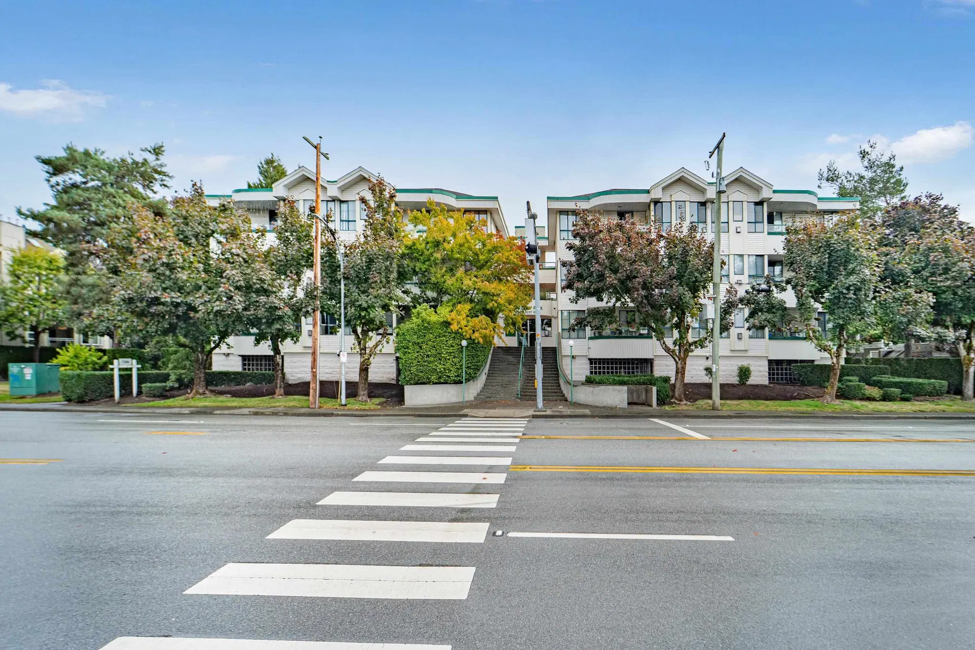 Photo 2 of 33 at #205 – 7300 Gilbert Road