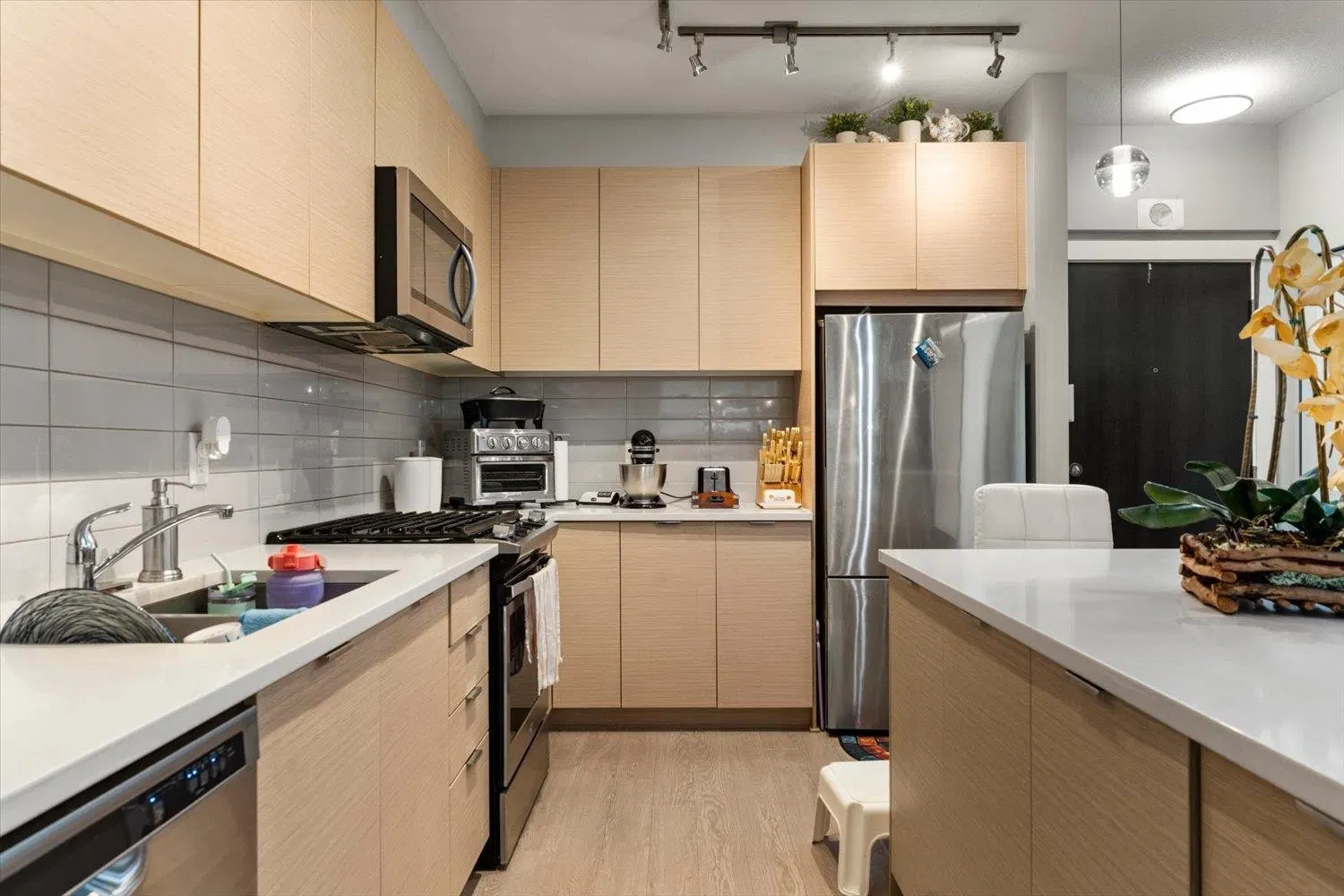 Photo 4 of 40 at A110 – 8150 207 Street