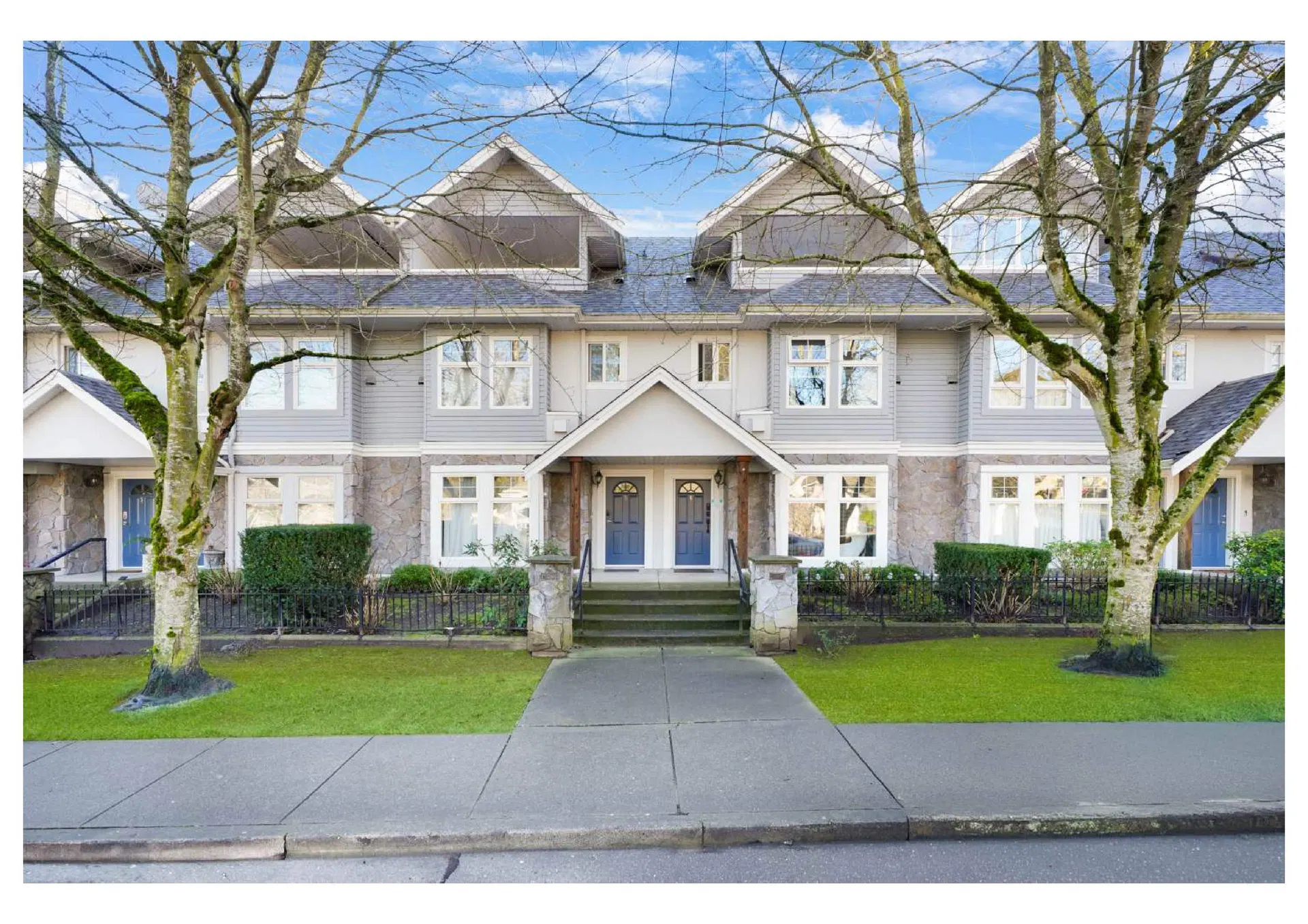 Photo 1 of 21 at #5 – 15432 16a Avenue