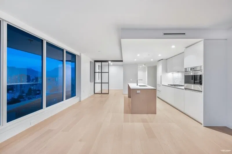 Photo 5 of 23 at #1502 – 1180 Broughton Street