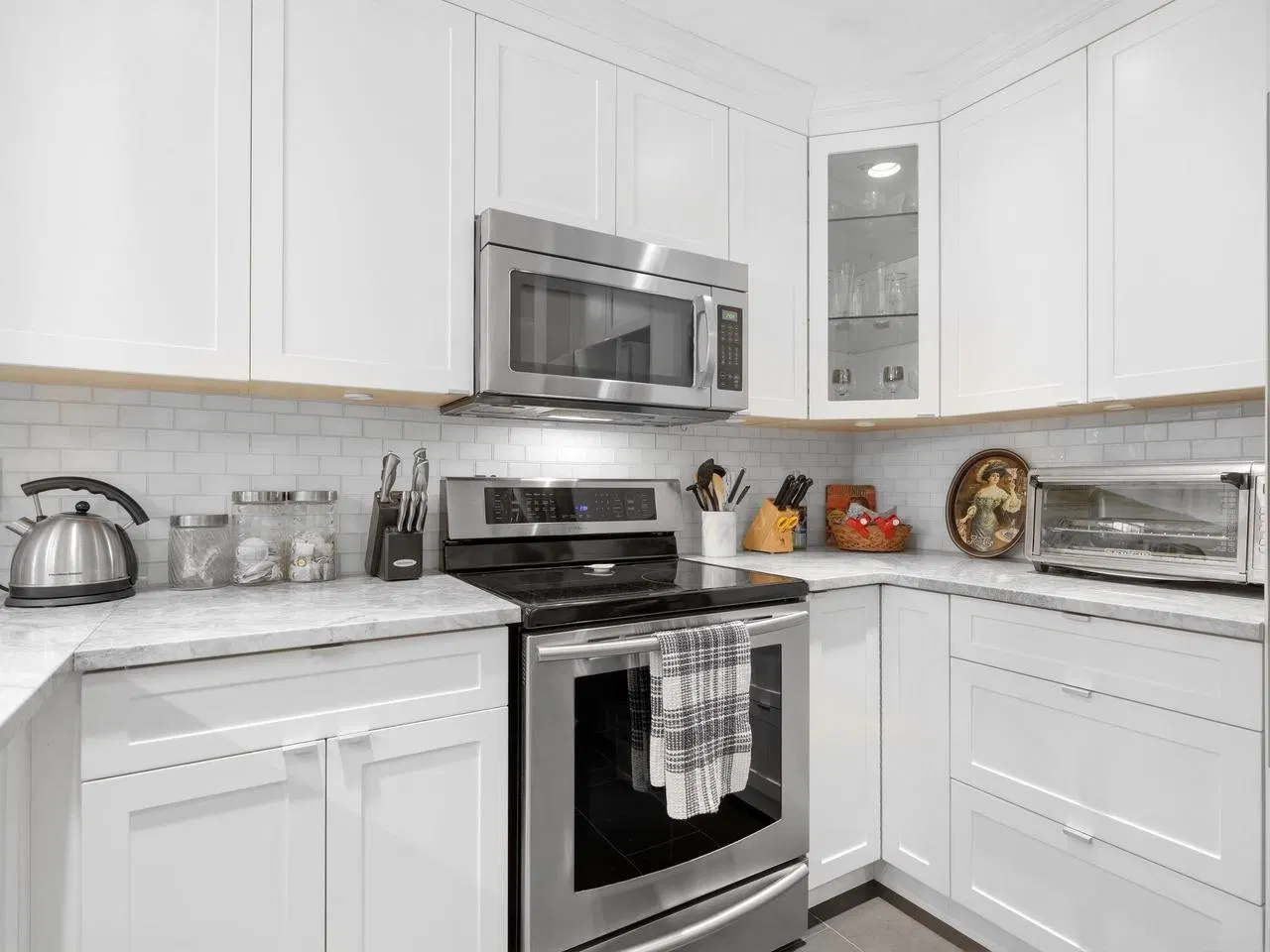 Photo 5 of 23 at #207 – 78 Richmond Street