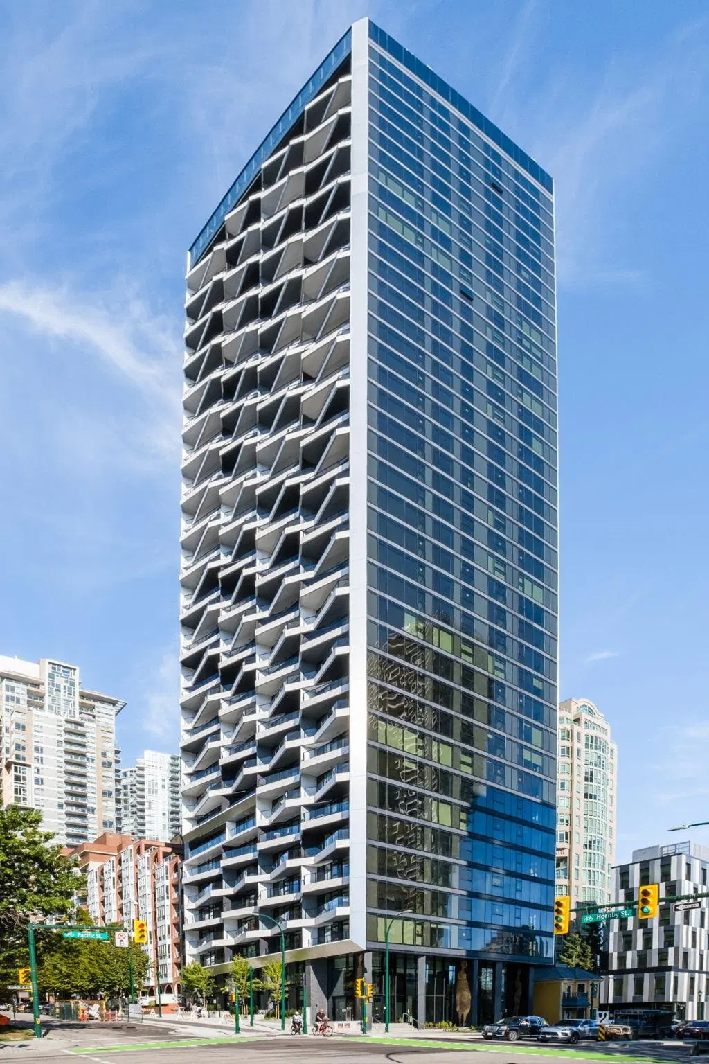 Photo 2 of 40 at #902 – 889 Pacific Street