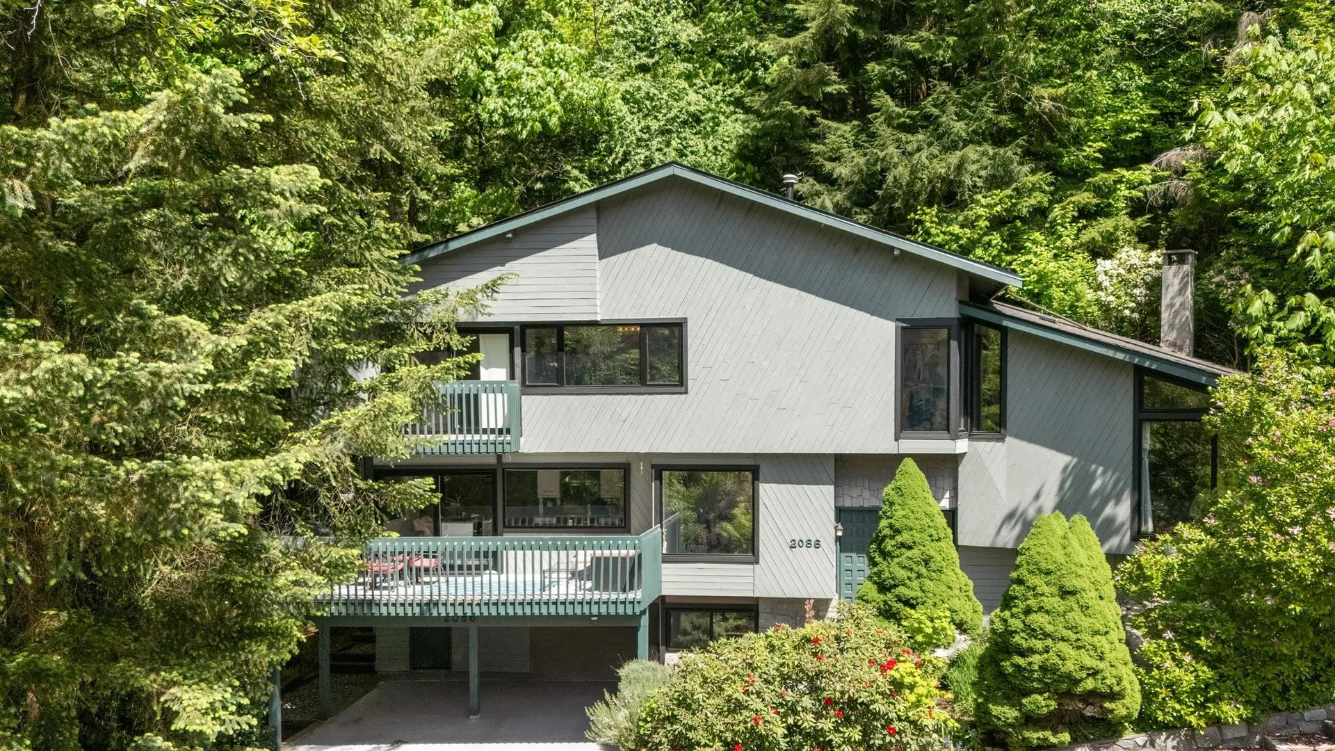 Photo 1 of 40 at 2086 Rivergrove Place