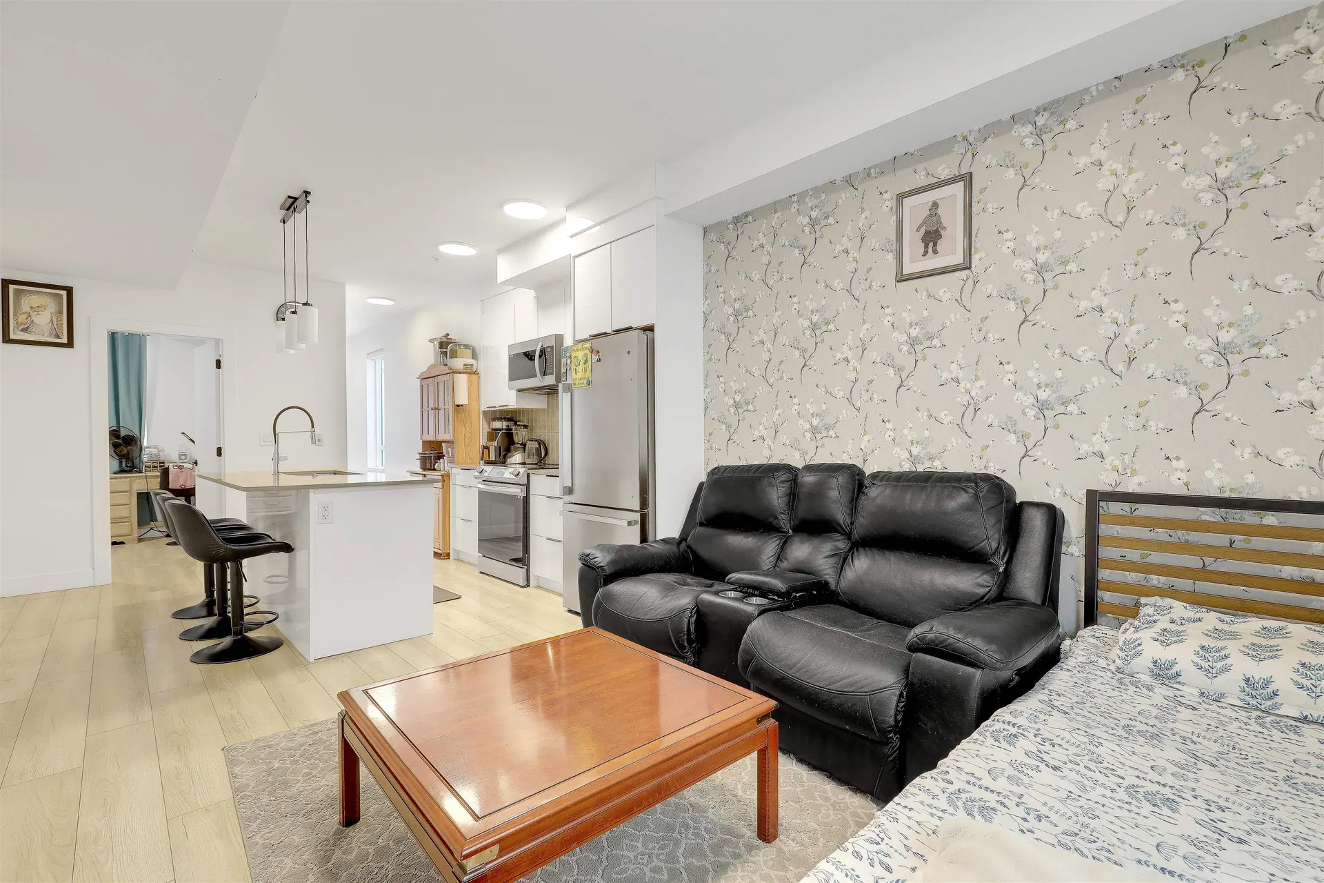 Photo 4 of 21 at #1 – 18850 72a Avenue