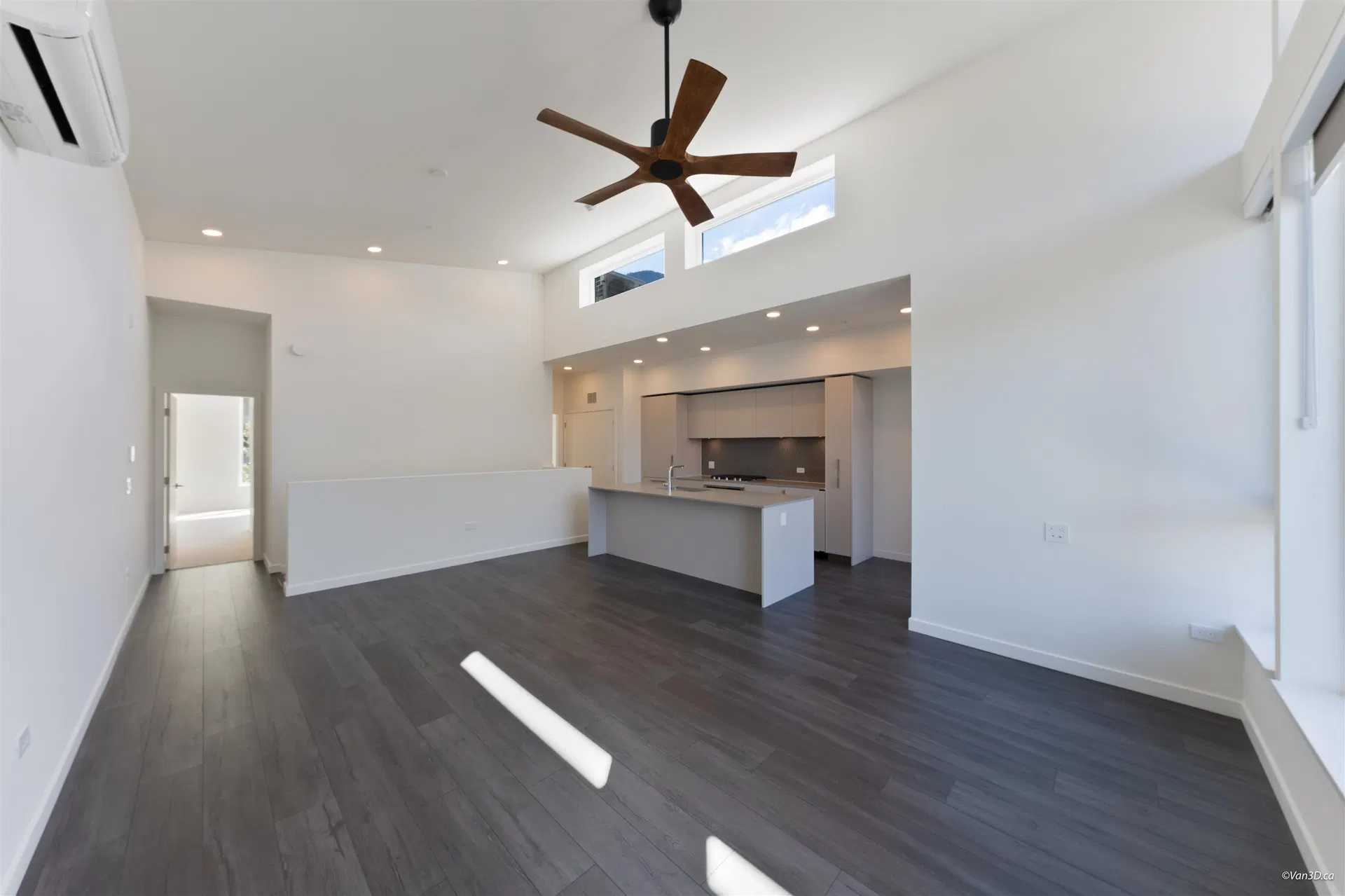 Photo 4 of 40 at #208 – 1502 Scott Crescent