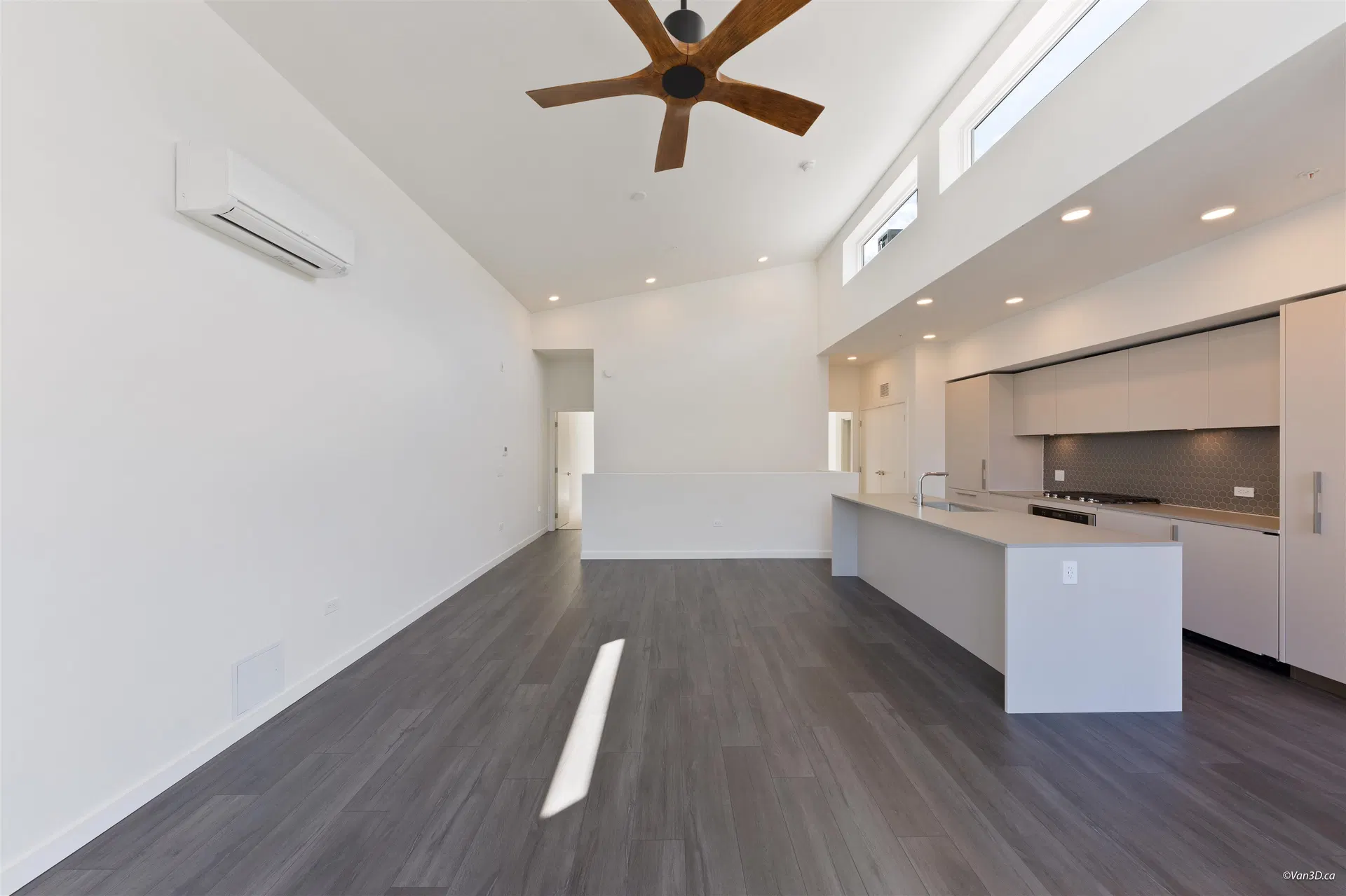 Photo 5 of 40 at #208 – 1502 Scott Crescent
