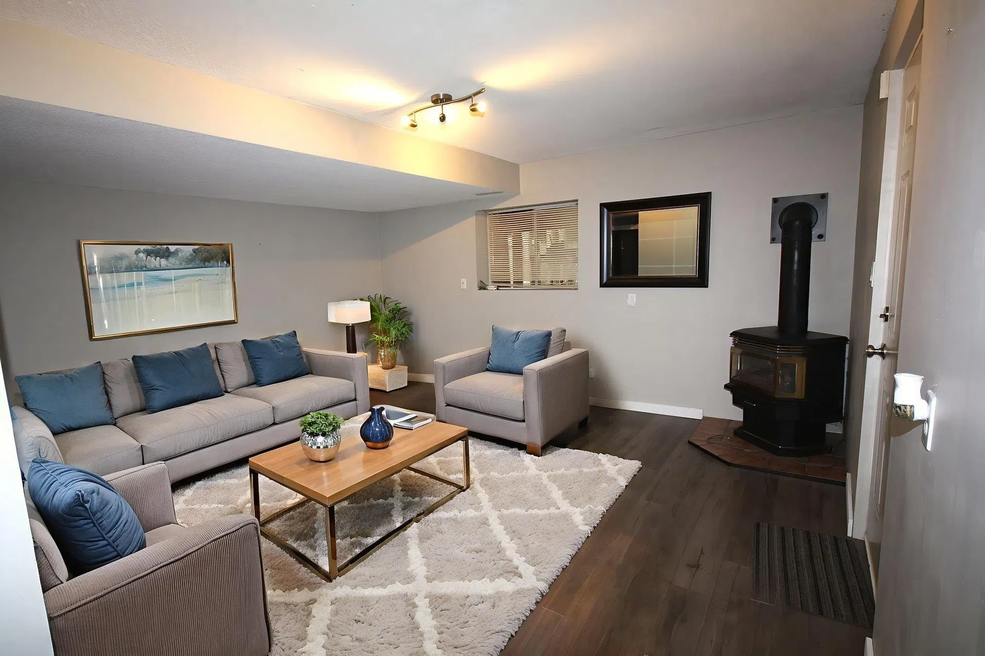 Photo 1 of 10 at 2973 Wembley Drive
