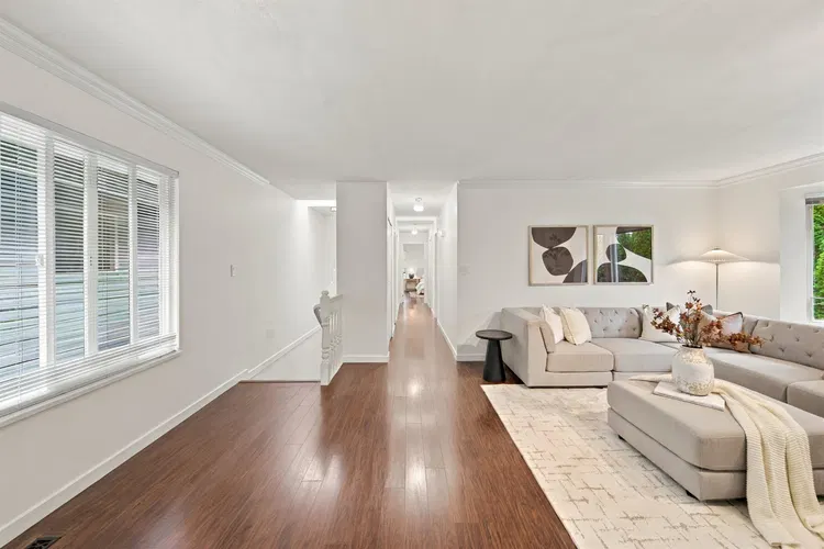 Photo 2 of 40 at 1535 Patricia Avenue
