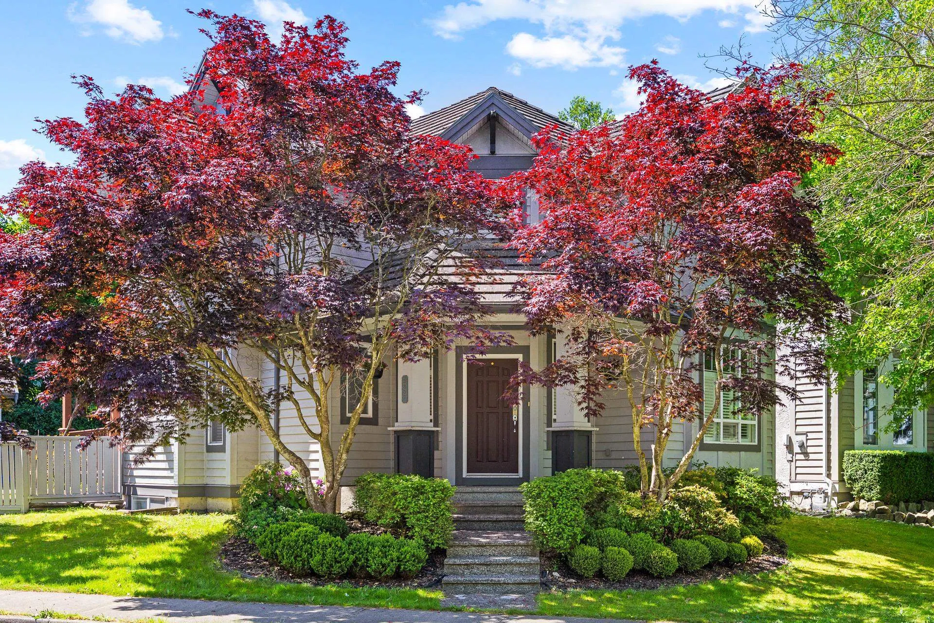 Photo 1 of 34 at 3307 Rosemary Heights Crescent