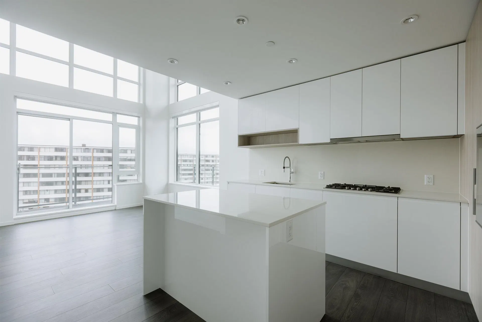 Photo 3 of 15 at #1301 – 6500 Minoru Boulevard