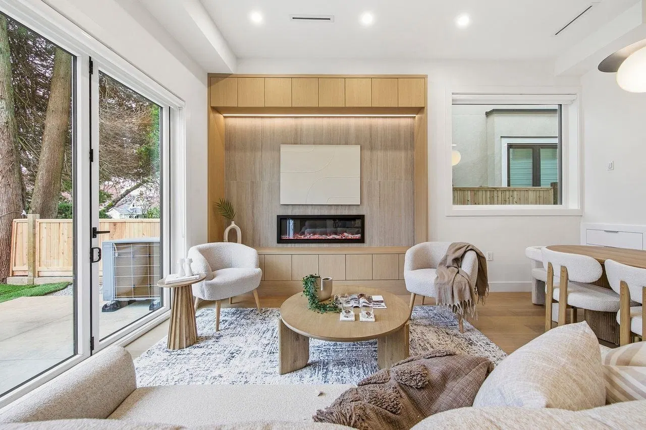 Photo 4 of 39 at #1 – 3708 W 18th Avenue
