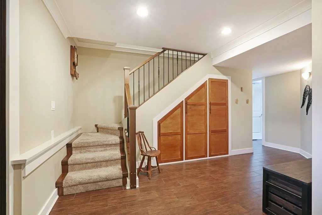 Photo 4 of 39 at 19714 36 Avenue