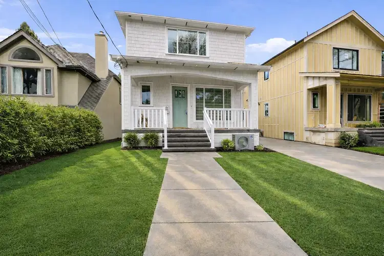 3110 42nd Avenue