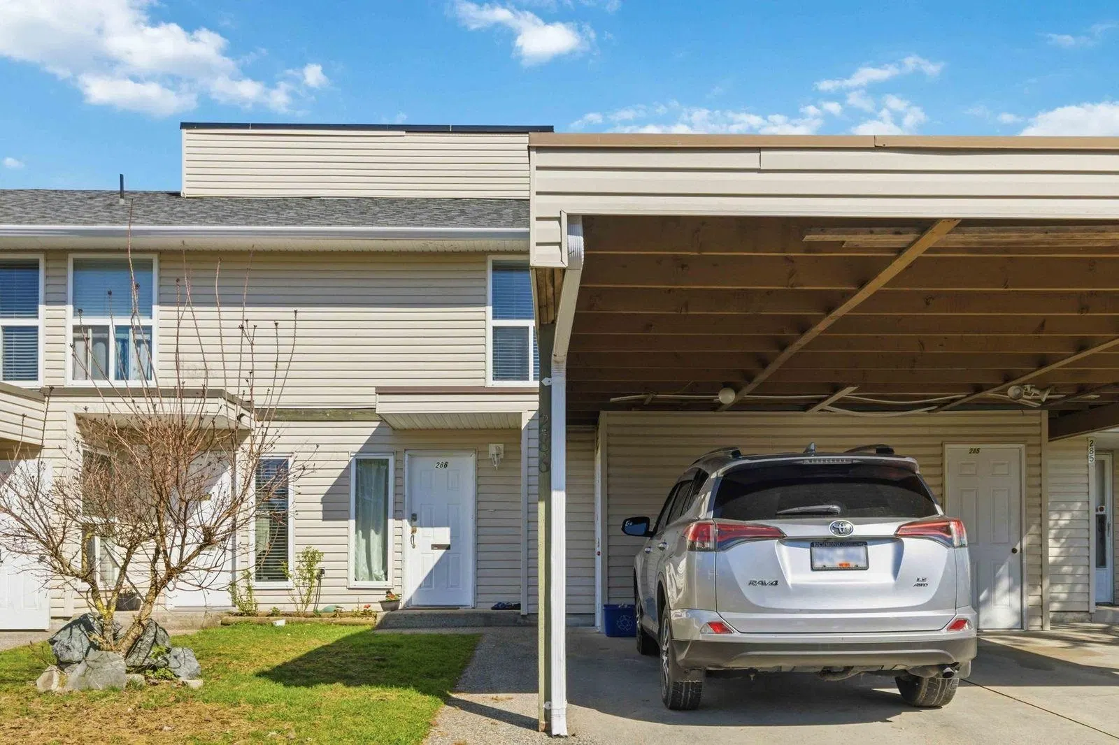 Photo 1 of 28 at #286 – 32550 Maclure Road