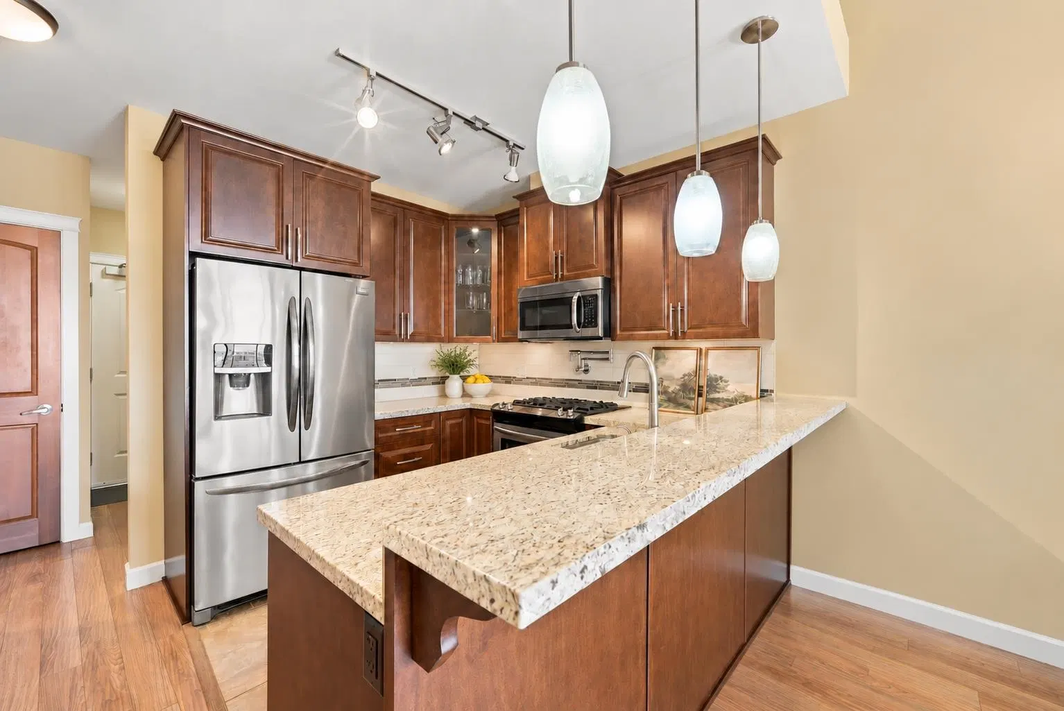 Photo 2 of 16 at #617B – 8157 207 Street