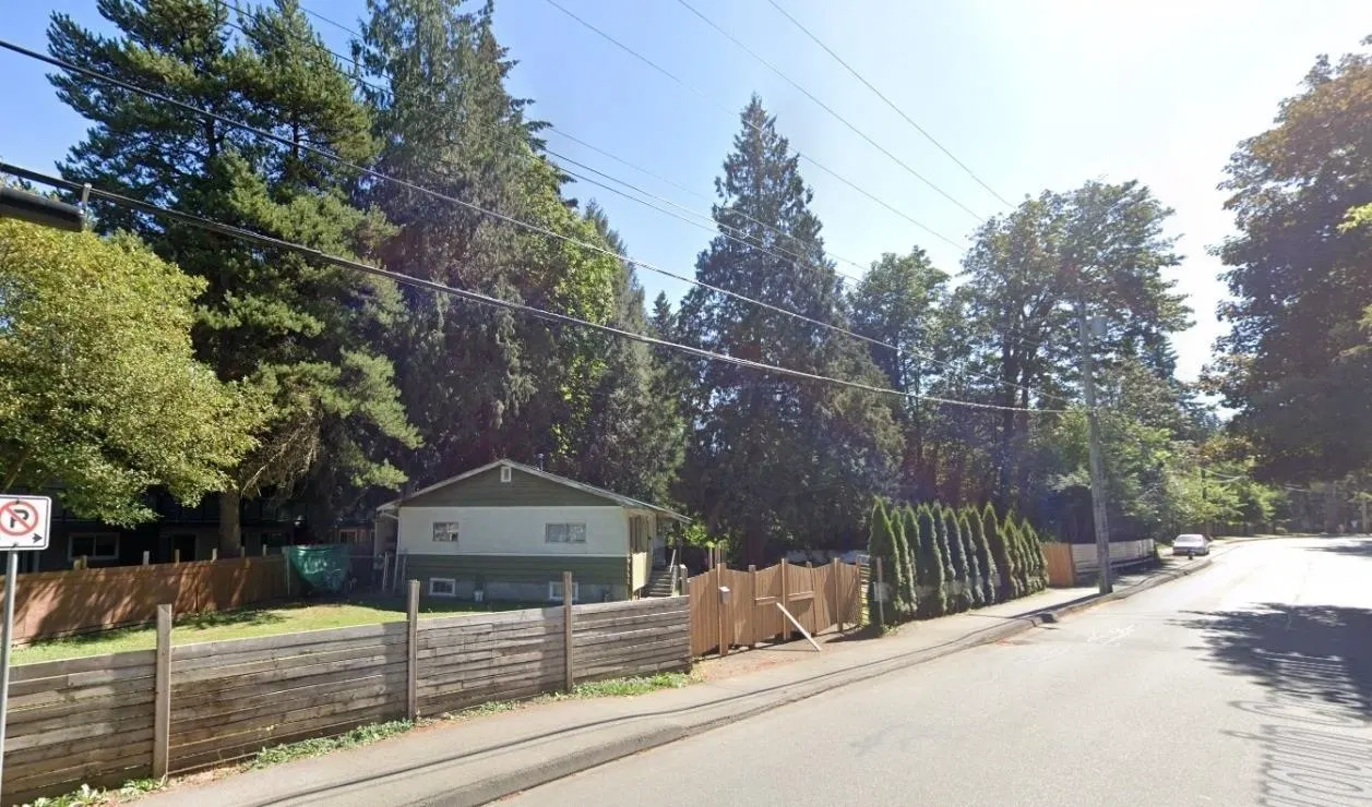 Photo 1 of 1 at 2532 E Bourquin Crescent