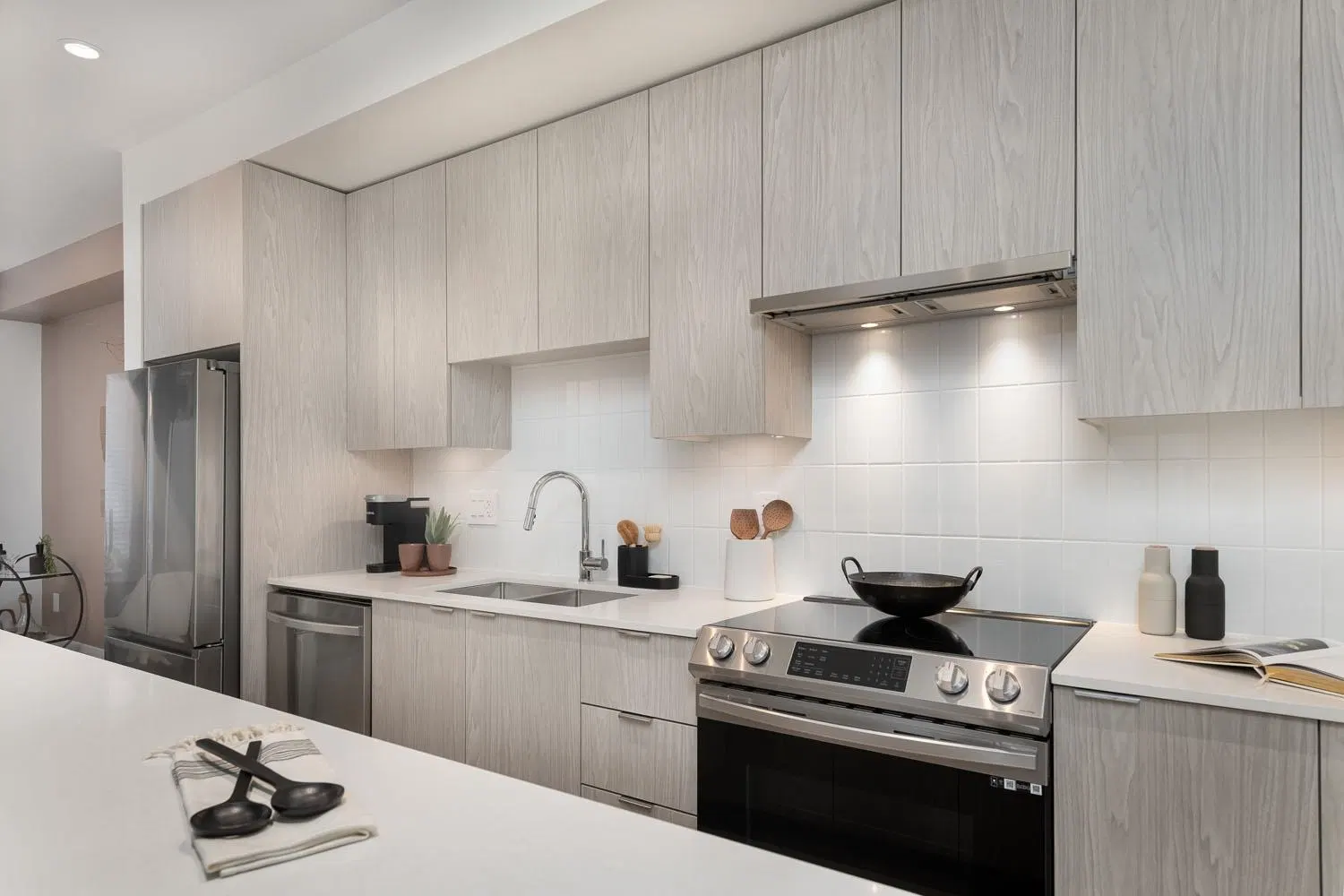 Photo 2 of 7 at #37 – 16355 21 Avenue