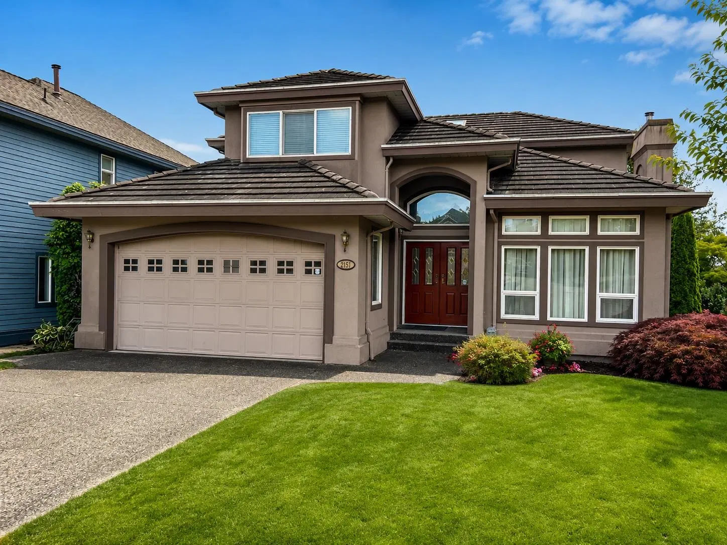 2157 Drawbridge Close