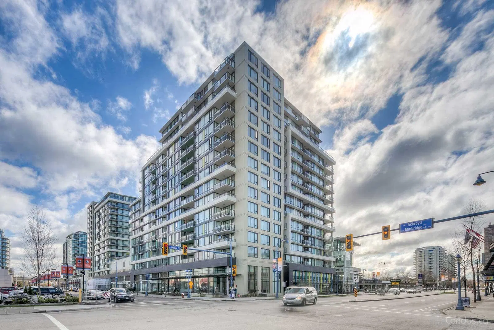 #303 – 7788 Ackroyd Road