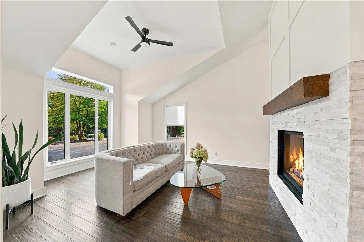 Photo 5 of 40 at 24155 124 Avenue