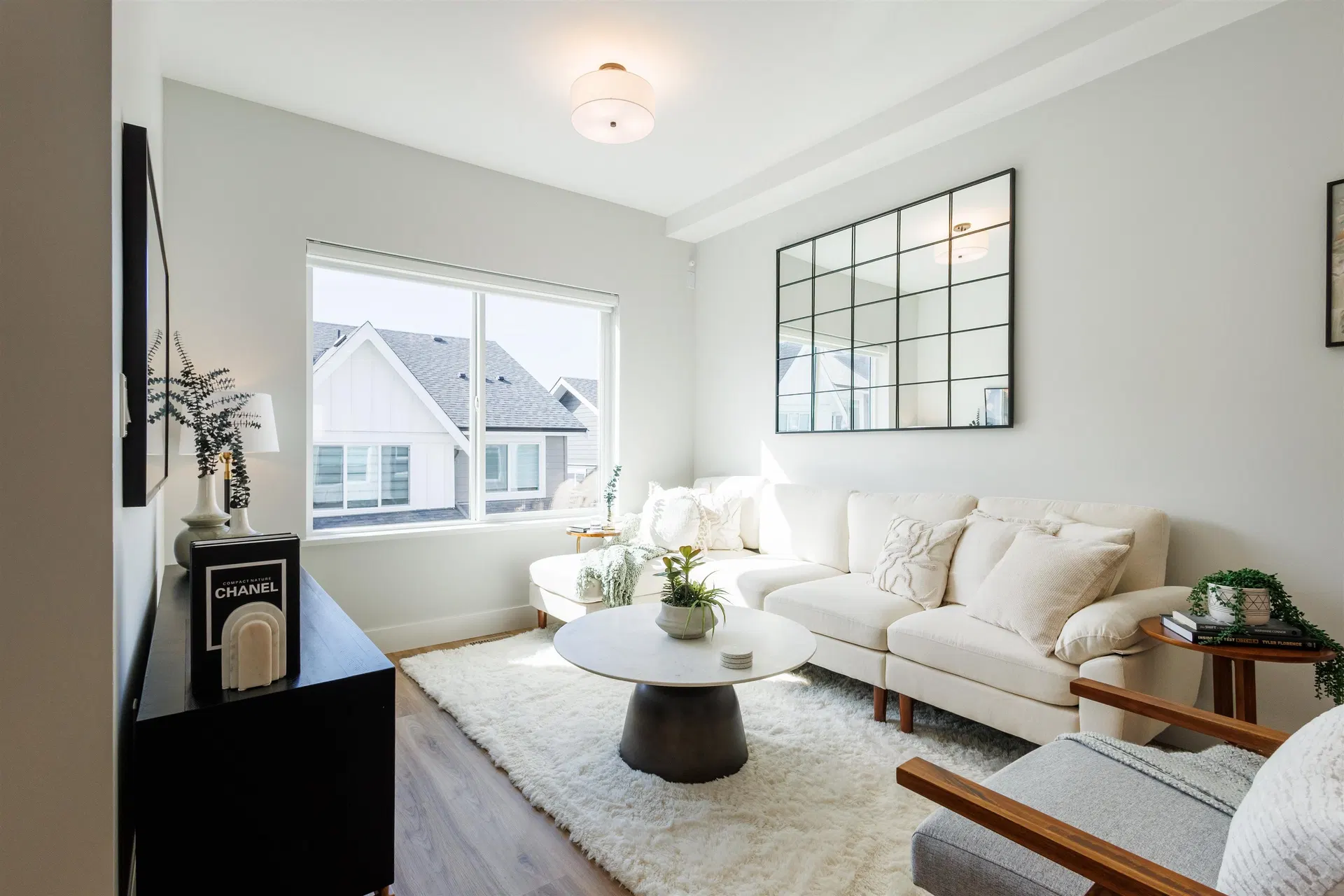 Photo 3 of 9 at #25 – 10640 248 Street