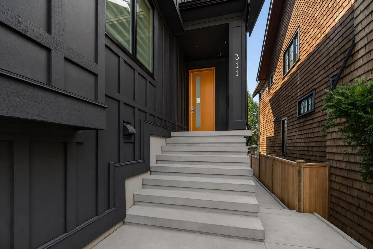 Photo 1 of 40 at 3118 W 42nd Avenue