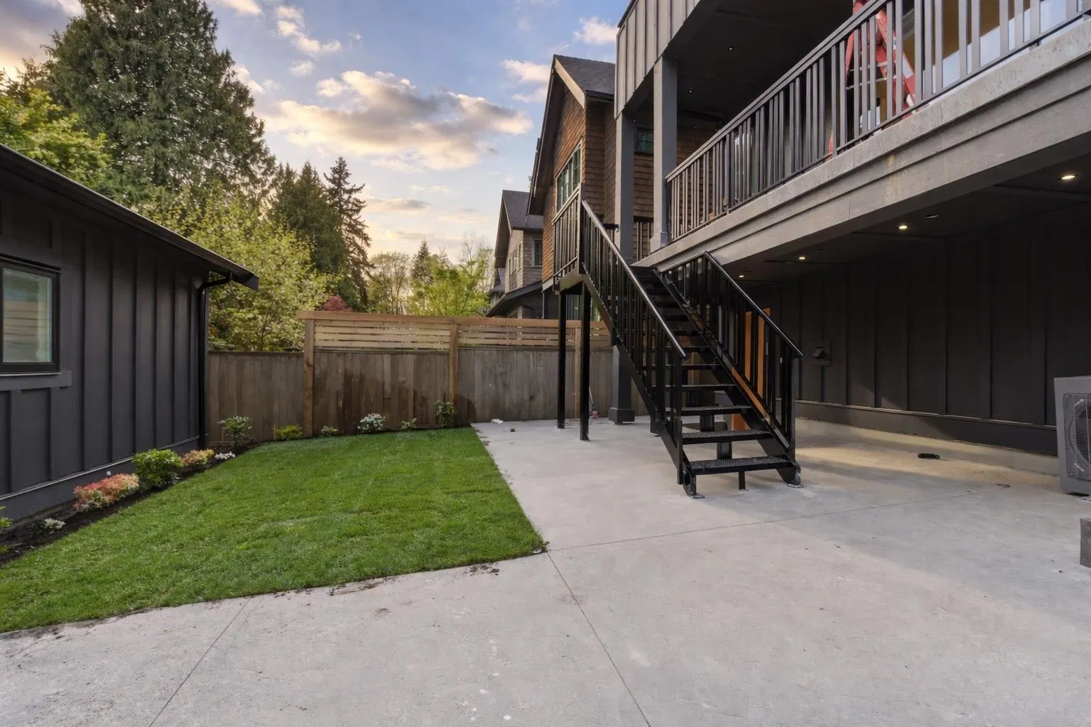 Photo 5 of 40 at 3118 W 42nd Avenue