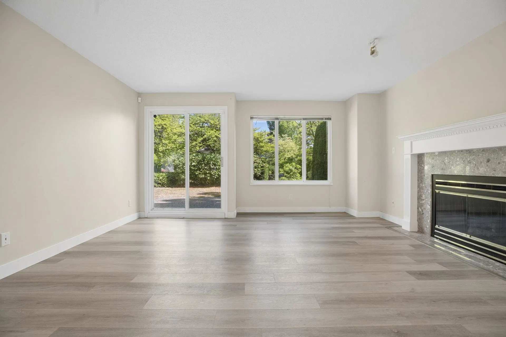 Photo 2 of 40 at #163 – 13888 70 Avenue