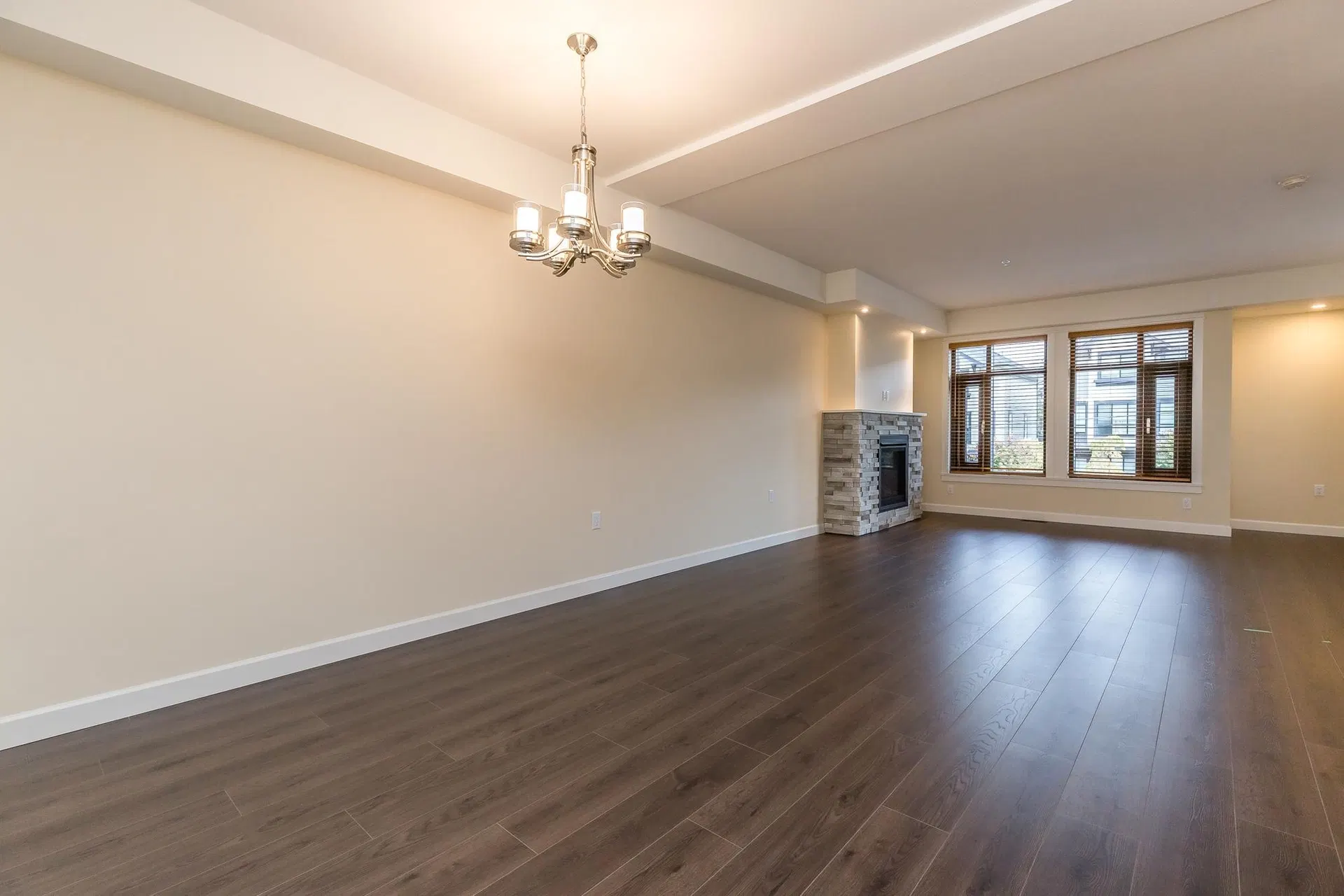 Photo 5 of 40 at #5 – 8567 204 Street