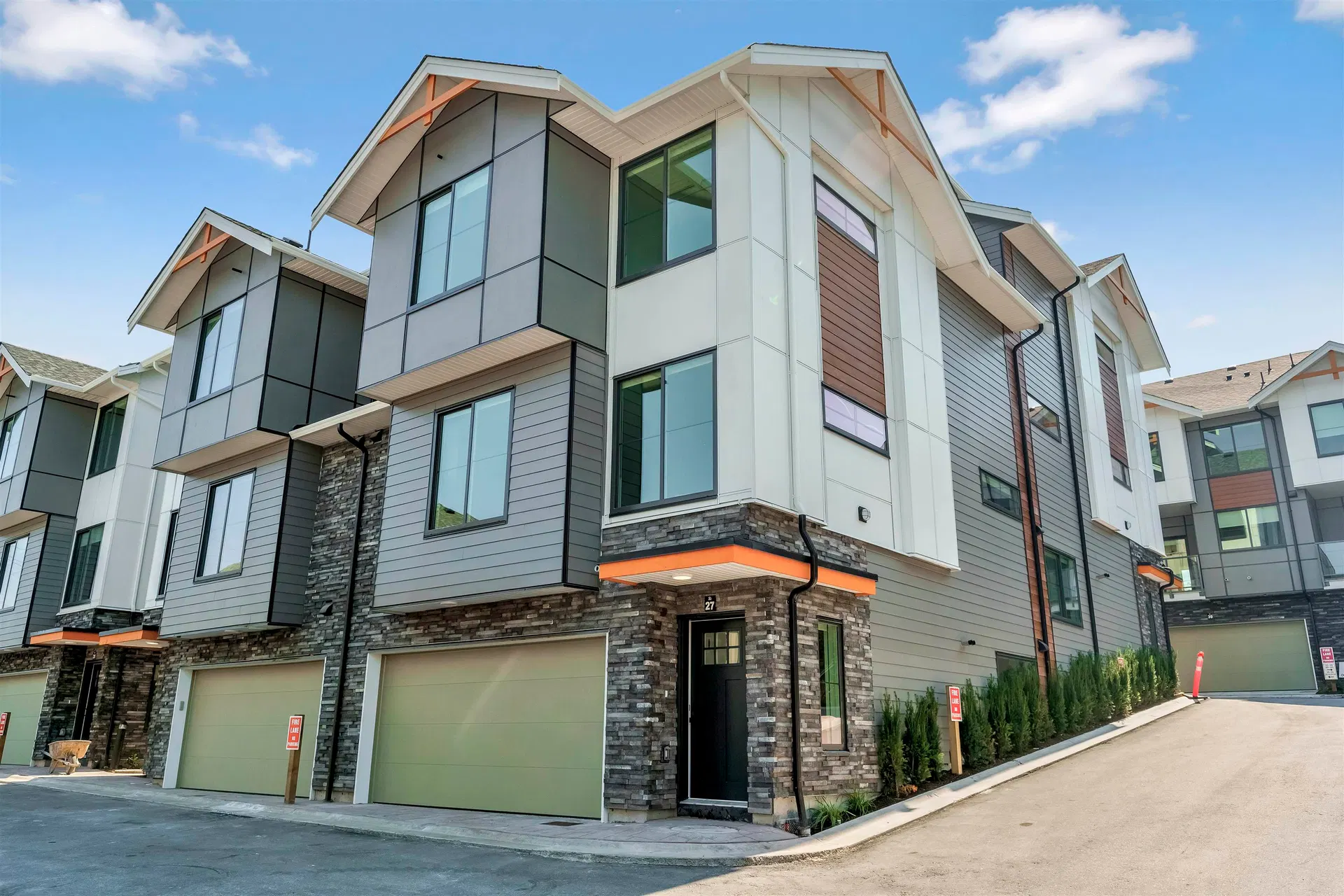 Photo 1 of 37 at #23 – 6035 141 Street