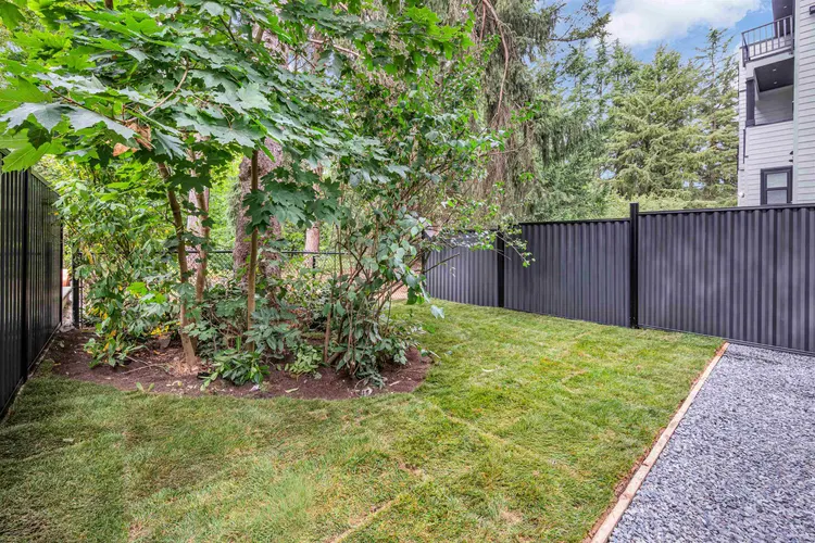 Photo 4 of 36 at 9657 161a Street
