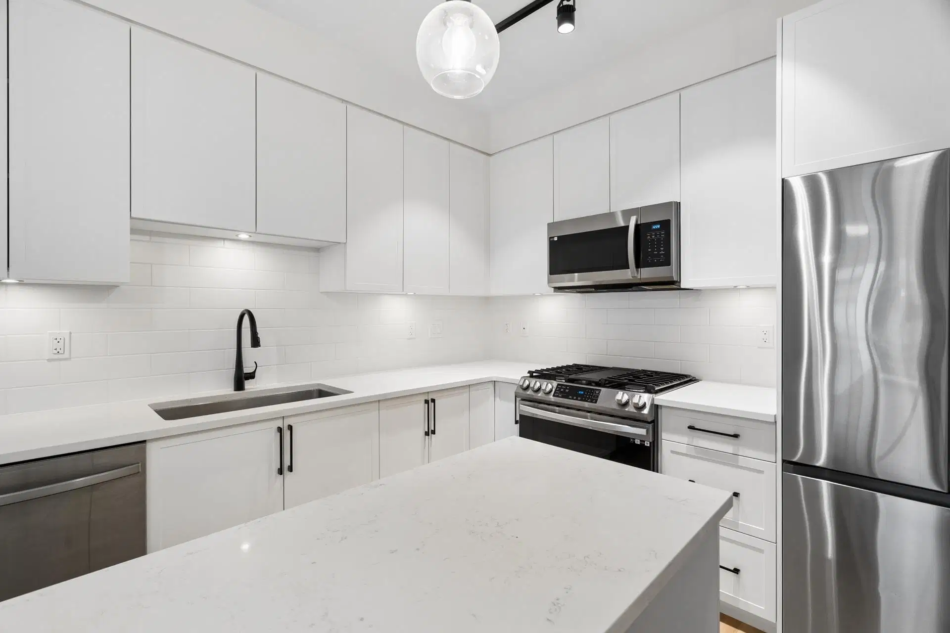 #326 – 7506 199a Street