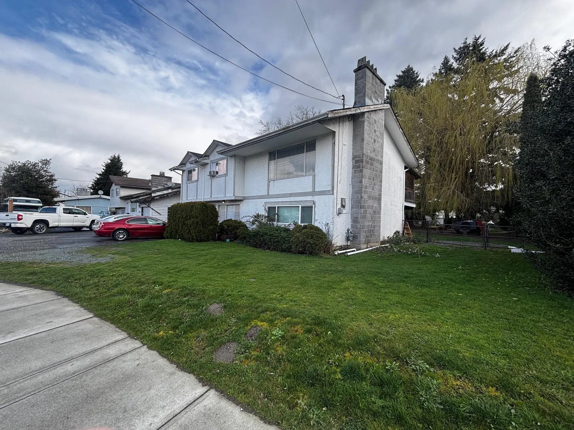 Photo 3 of 4 at 6484 Vedder Road