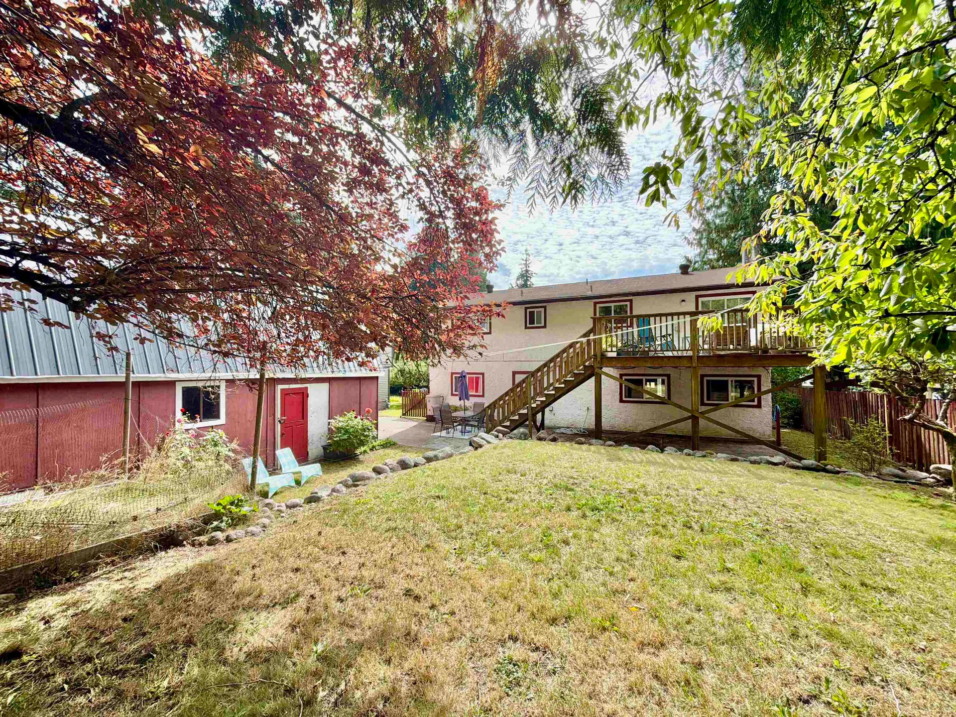 Photo 3 of 35 at 1044 Fircrest Road