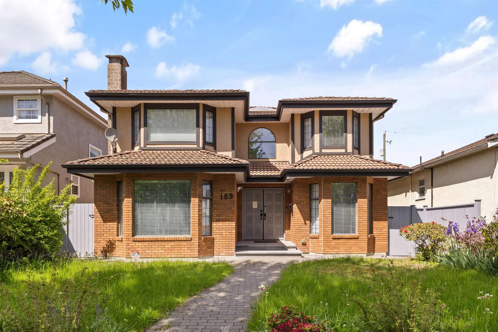 Photo 1 of 30 at 189 W 46th Avenue