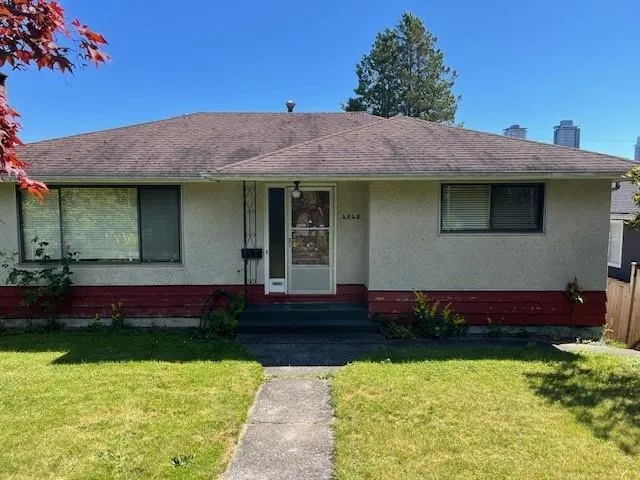 Photo 1 of 15 at 4840 Parker Street