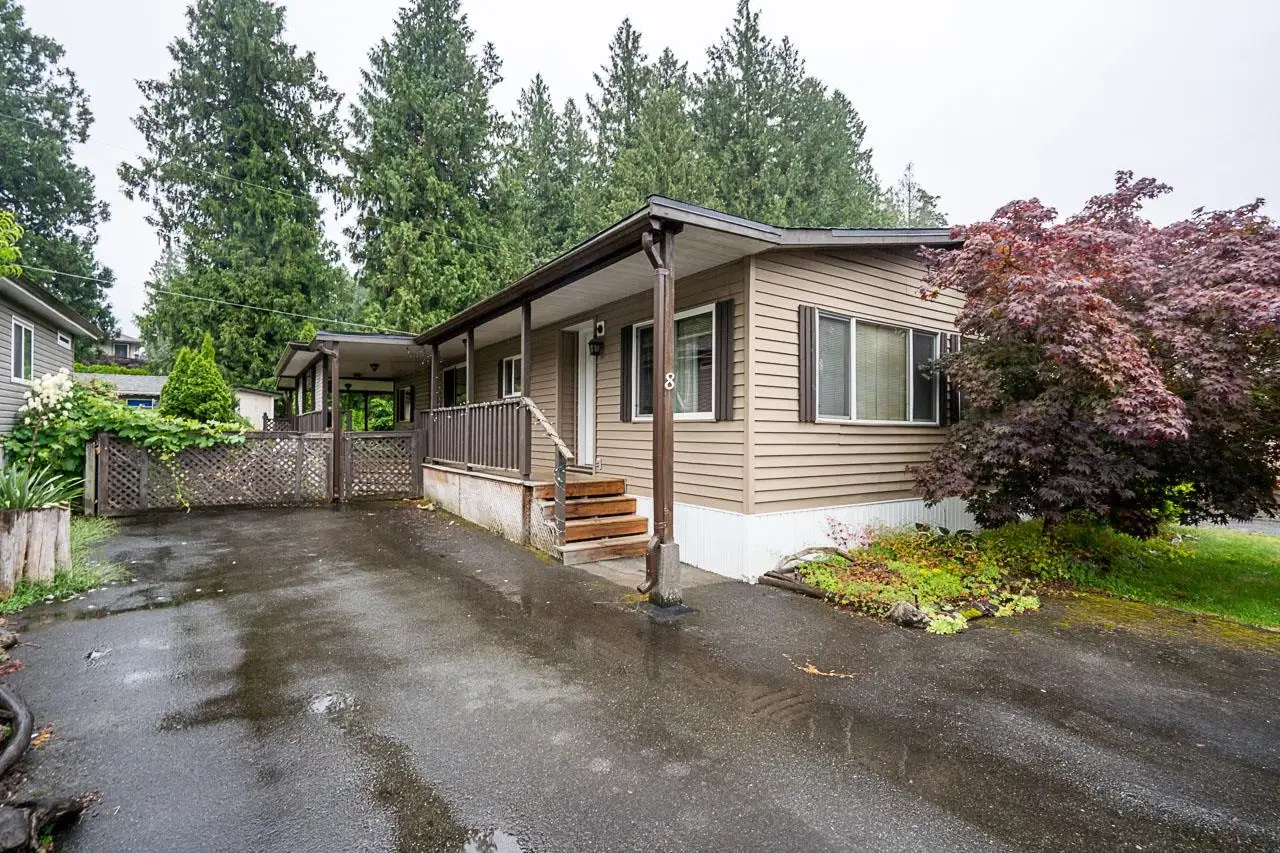 #8 – 52324 Yale Road