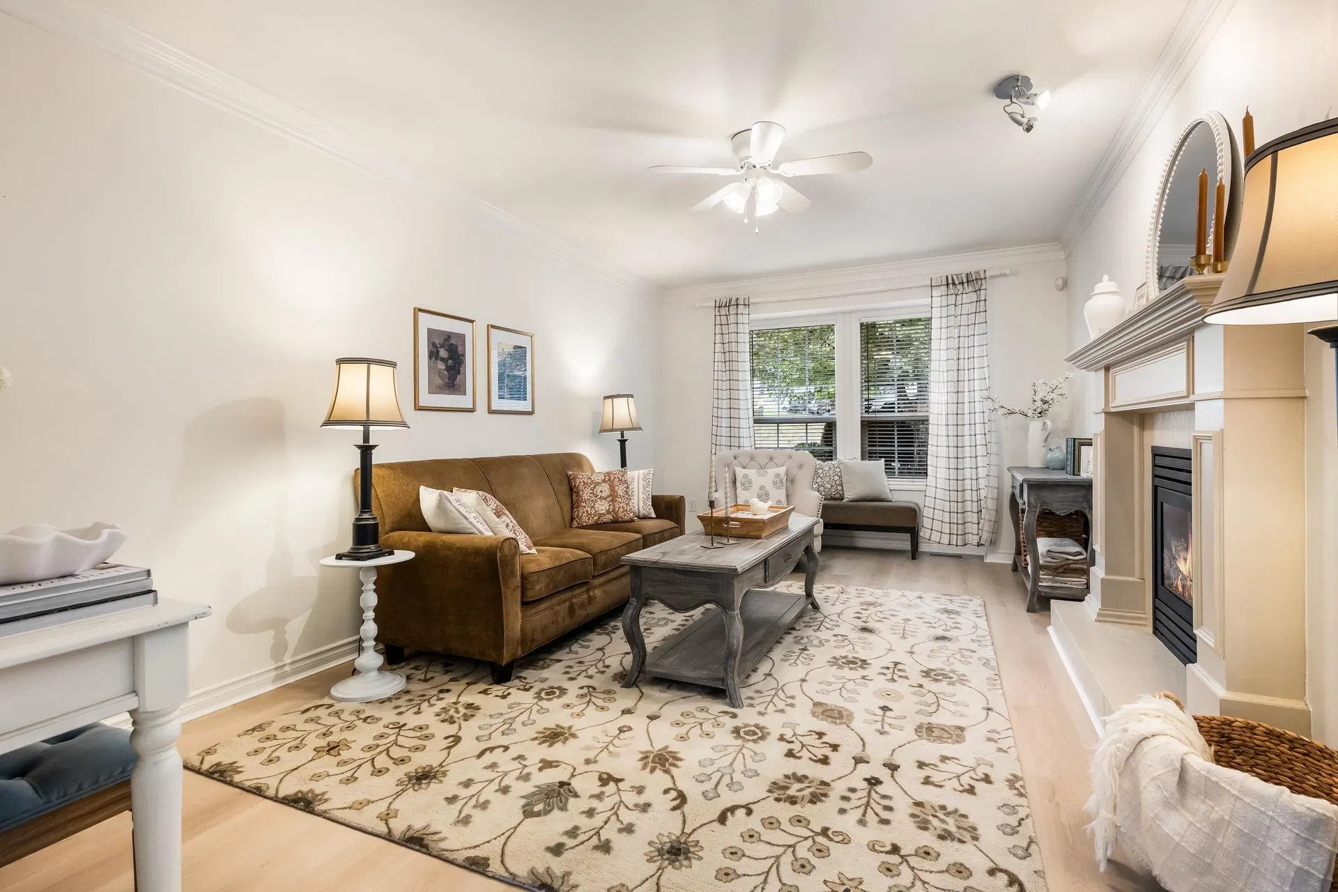 Photo 5 of 40 at #1 – 46152 Stoneview Drive