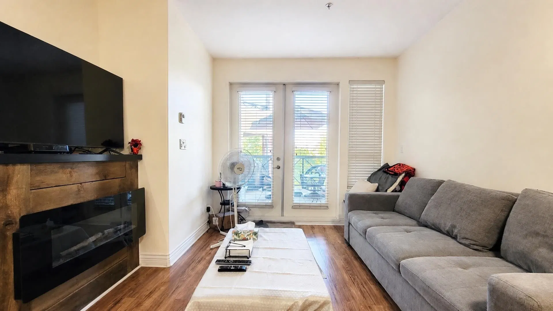 Photo 3 of 20 at #217 – 2970 King George Boulevard