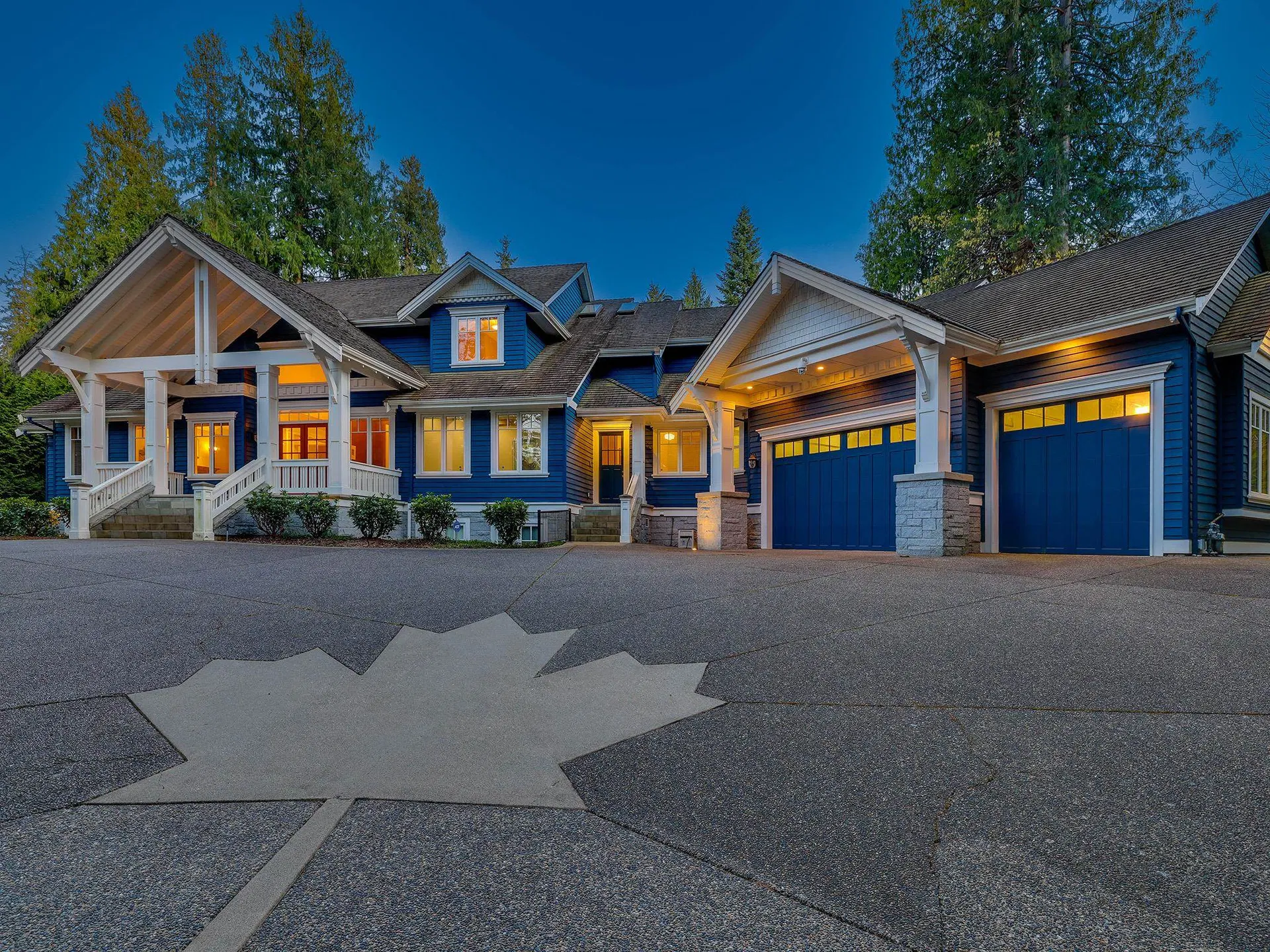 Photo 1 of 35 at 13464 Vine Maple Drive