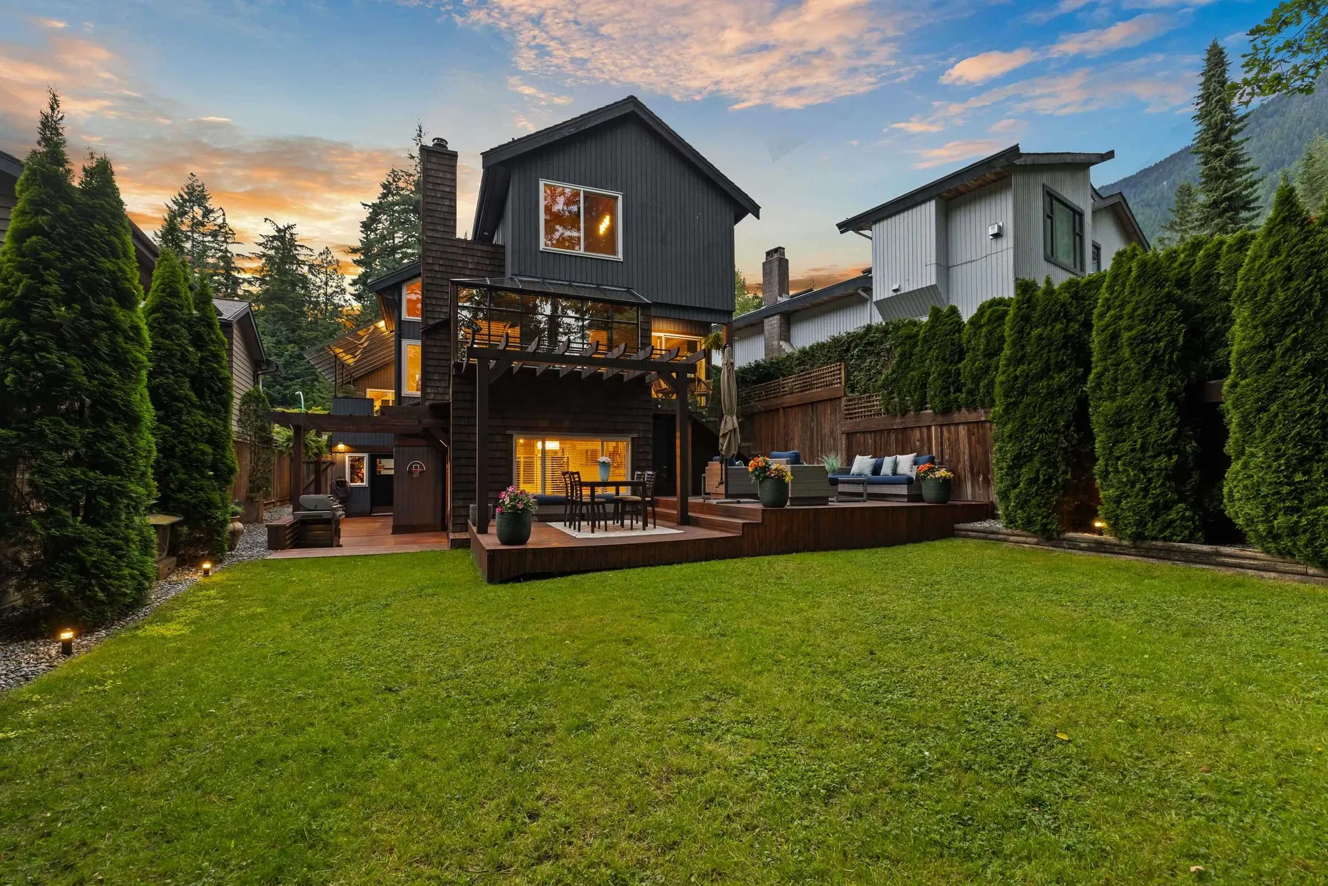 5522 Deerhorn Lane