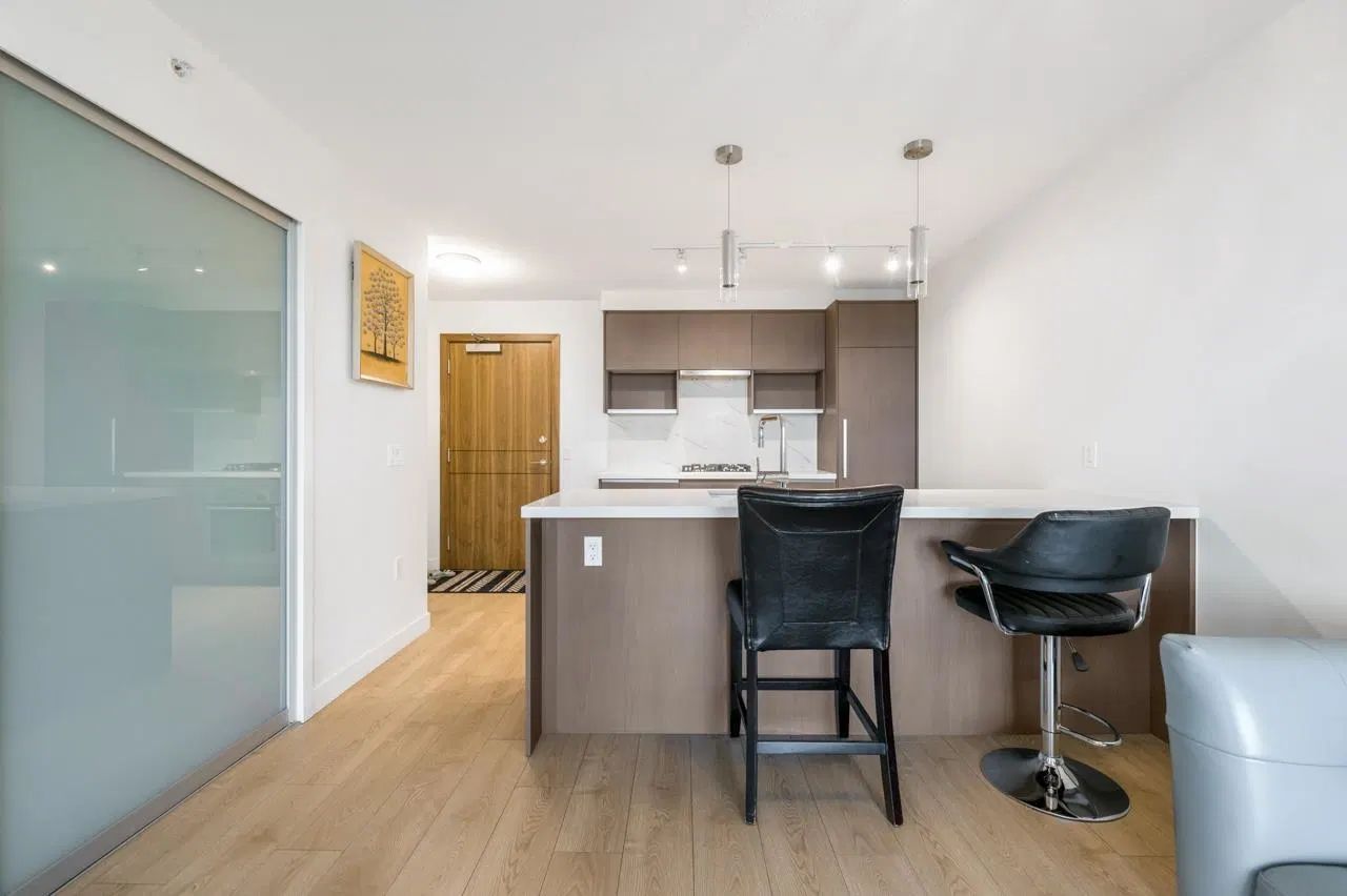 Photo 4 of 21 at #1208 – 9099 Cook Road