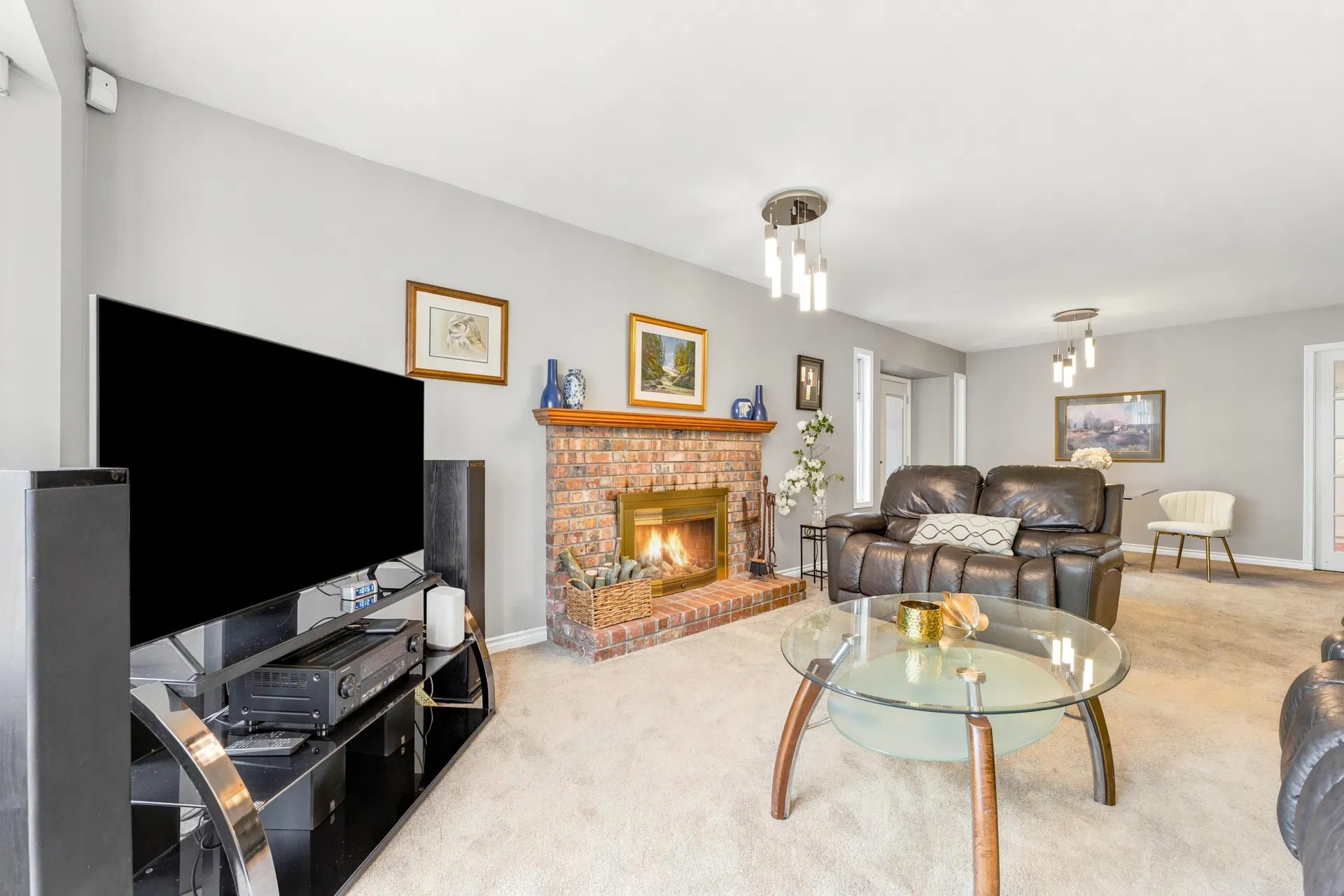 Photo 5 of 32 at 15429 95 Avenue