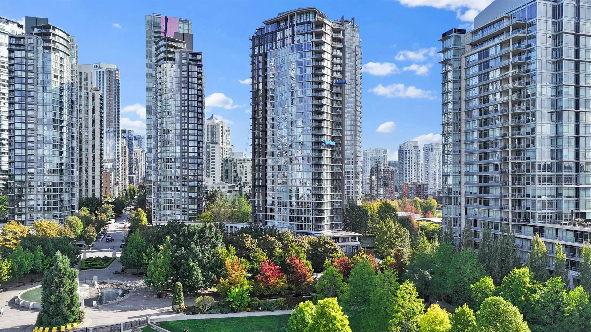 #502 – 455 Beach Crescent