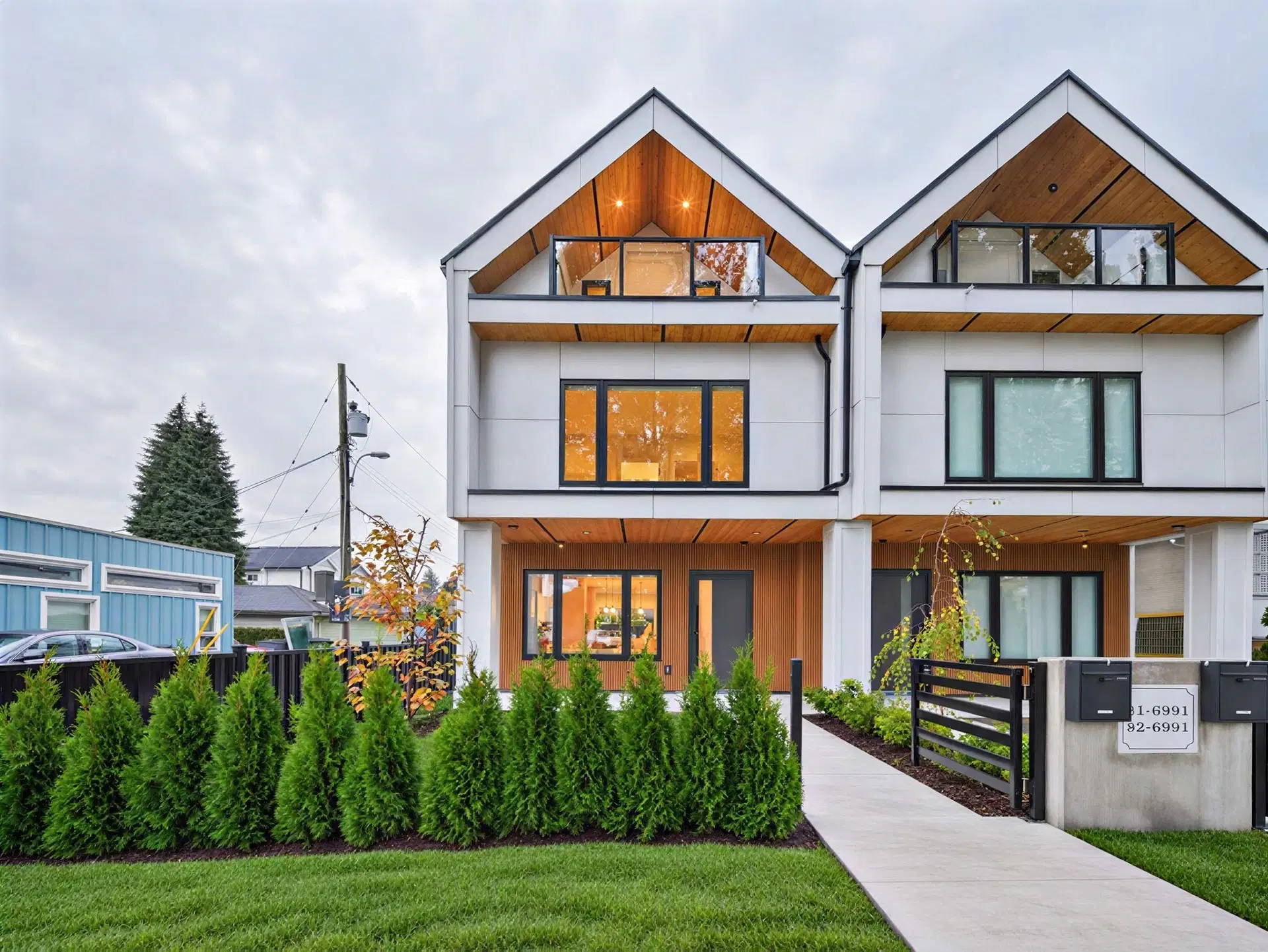 #2 – 6991 Kerr Street