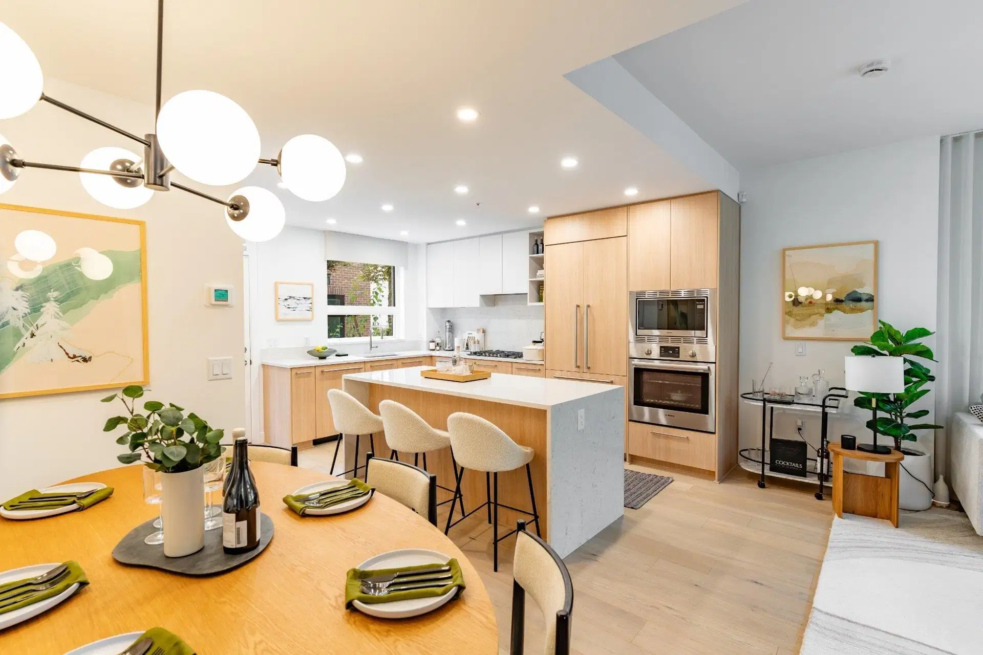 #140 – 2050 Glenaire Drive